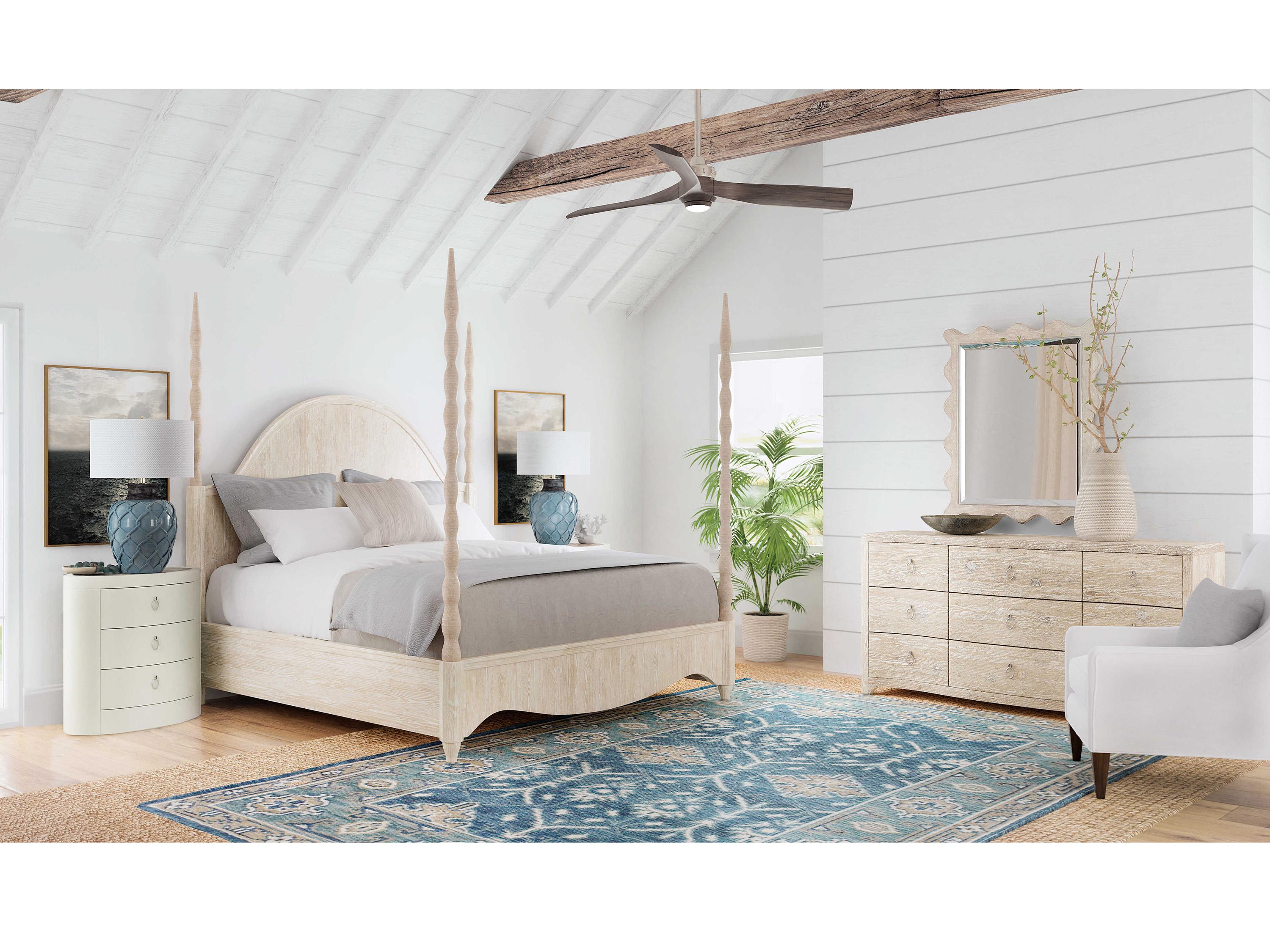 Hooker Furniture Serenity Harbour 9-Drawers White Cedar Wood Dresser