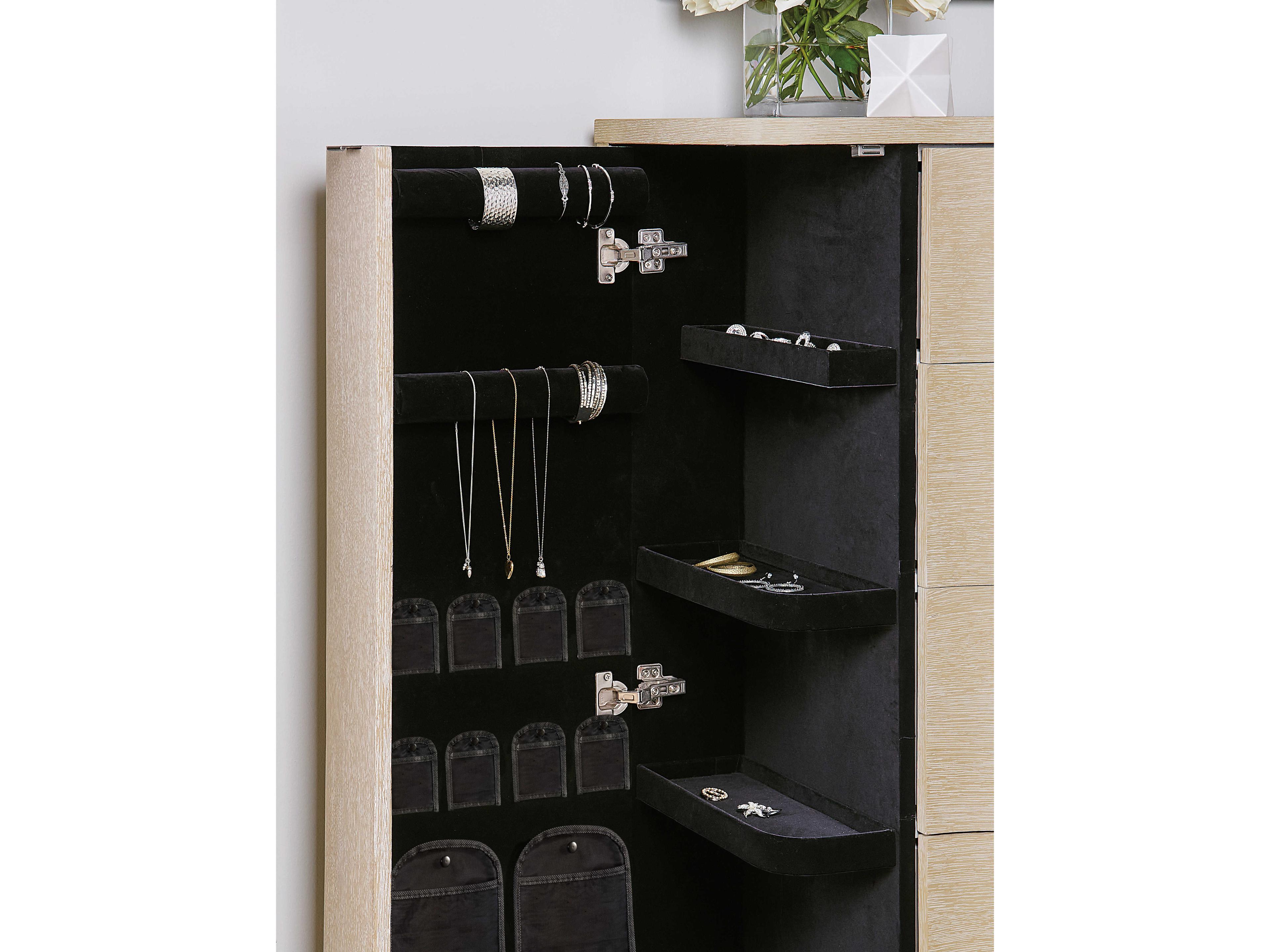 Hooker Furniture Nouveau Chic 5-Drawers Sandstone Beige Cedar Wood Accent Chest