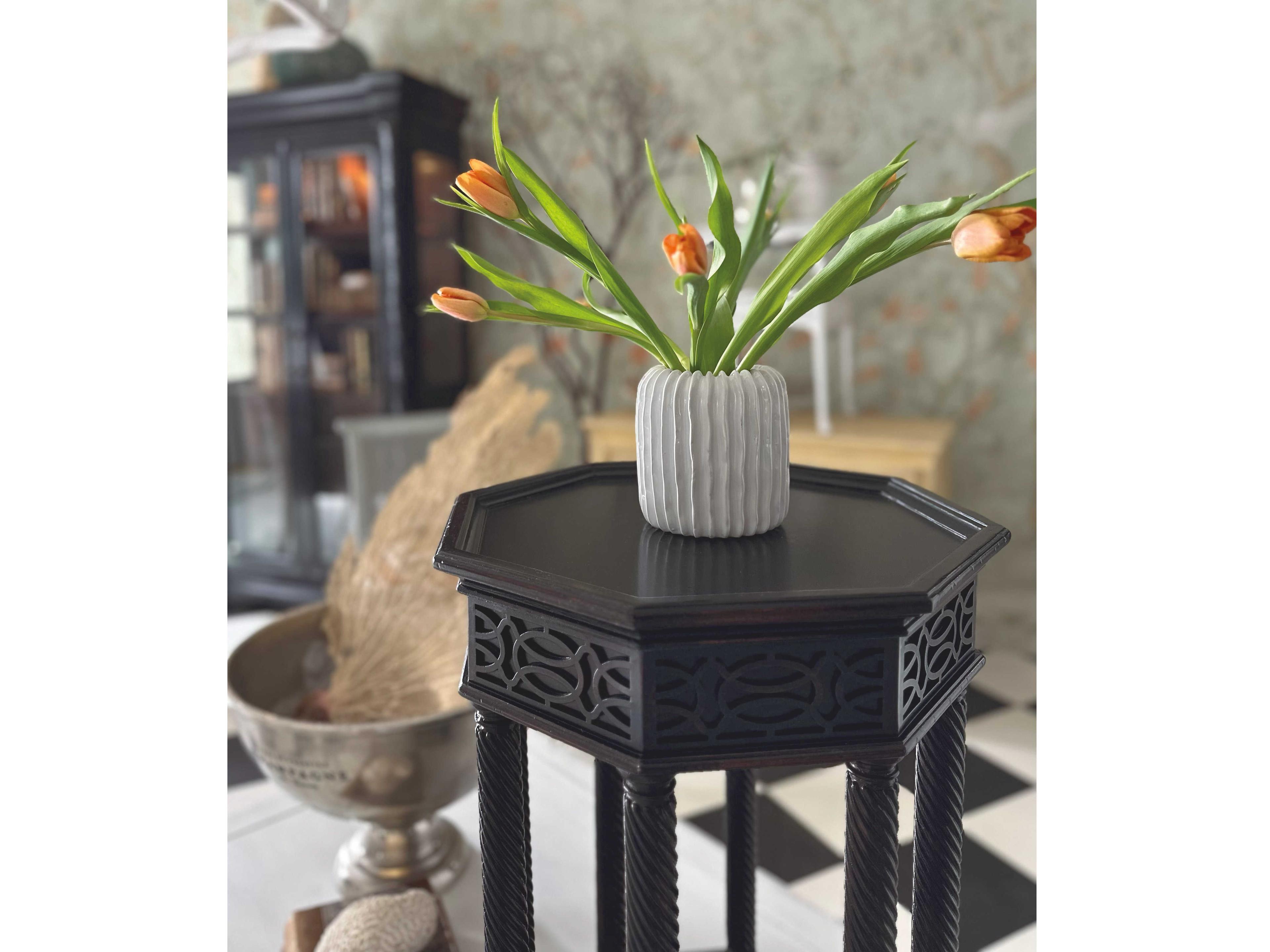 Luxecor Heritage Octagon Wood Black End Table