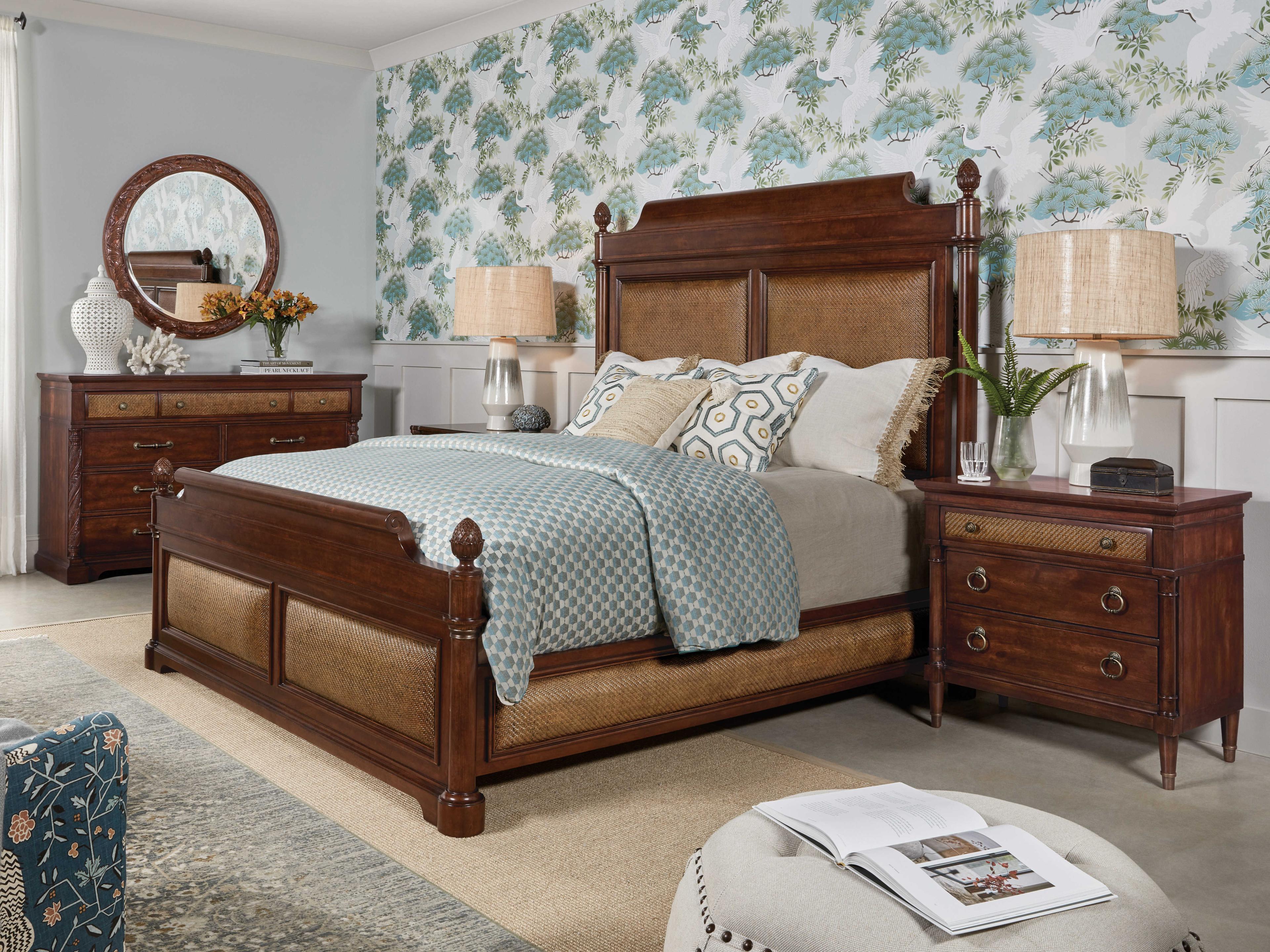 Hooker Furniture Charleston Maraschino Cherry Walnut Wood King Panel Bed