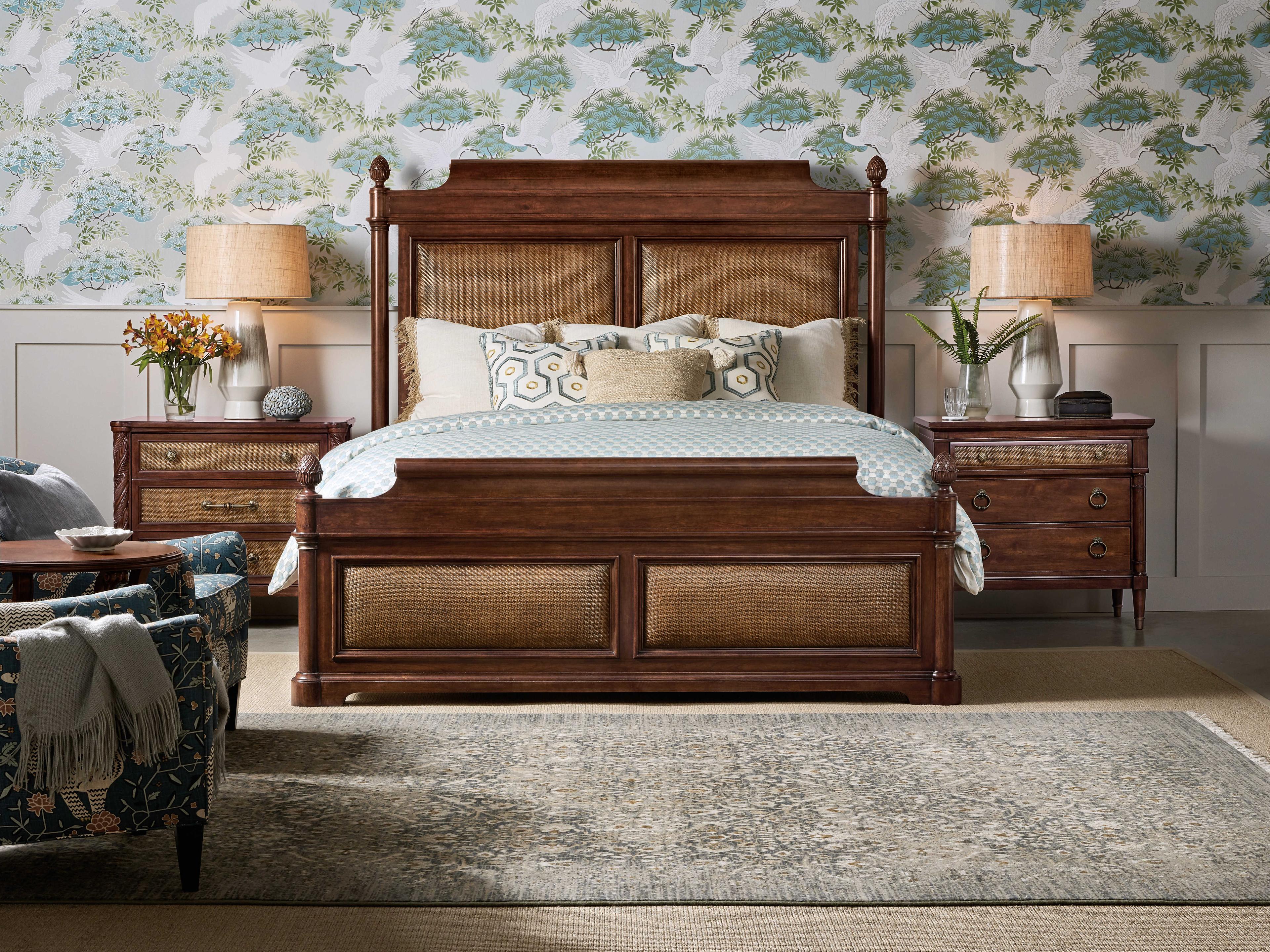 Hooker Furniture Charleston Maraschino Cherry Walnut Wood King Panel Bed