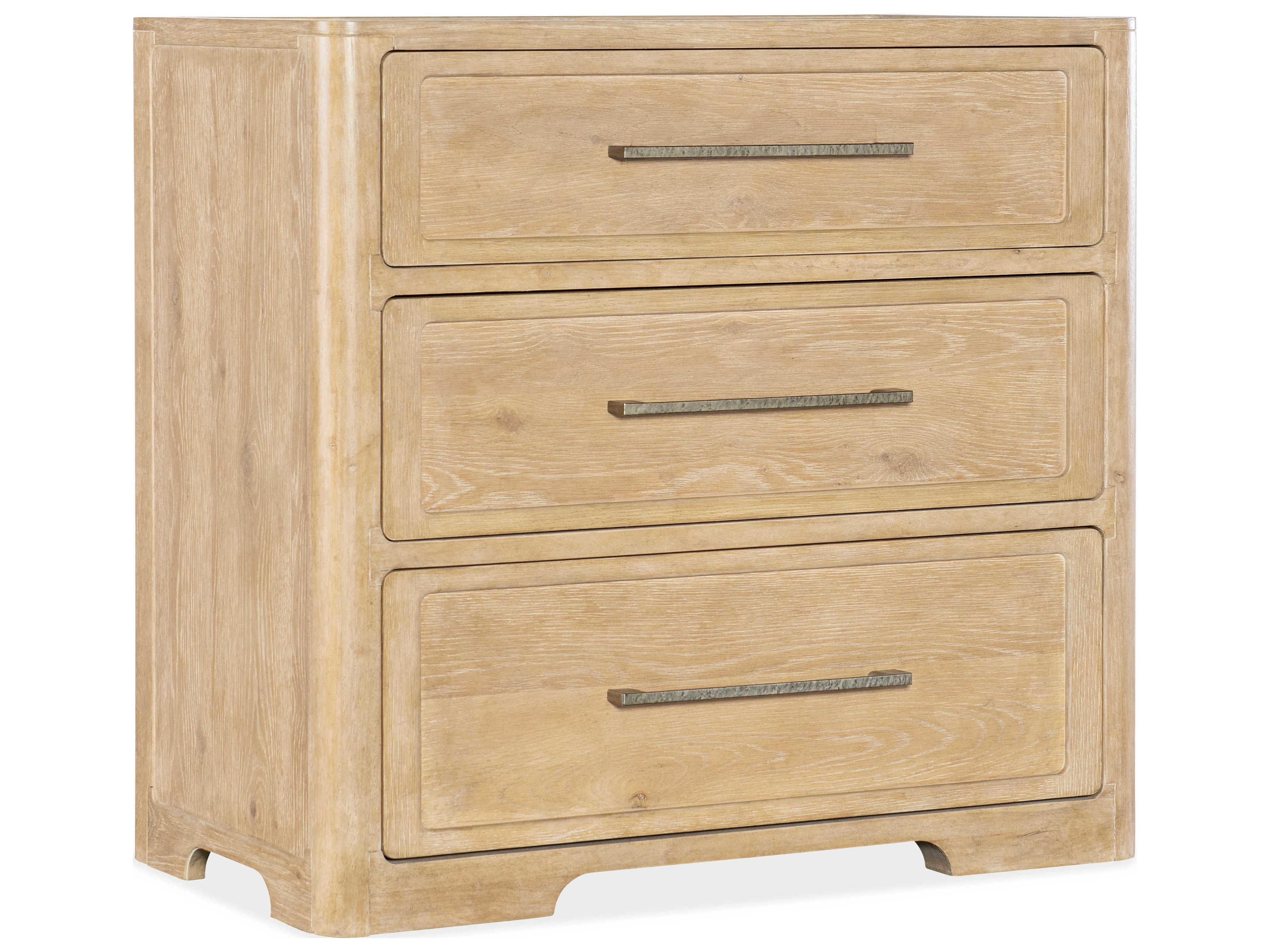 Hooker Furniture Retreat 3-Drawers Brown Solid Wood Nightstand