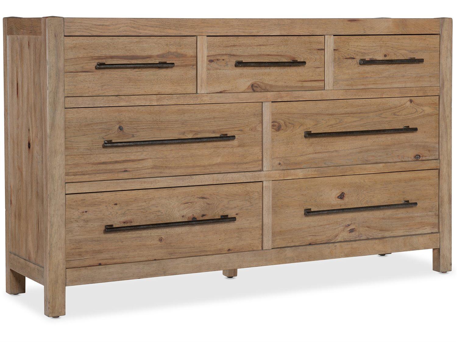 Hooker Furniture Vineyard Row 7-Drawers Brown Oak Wood Double Dresser