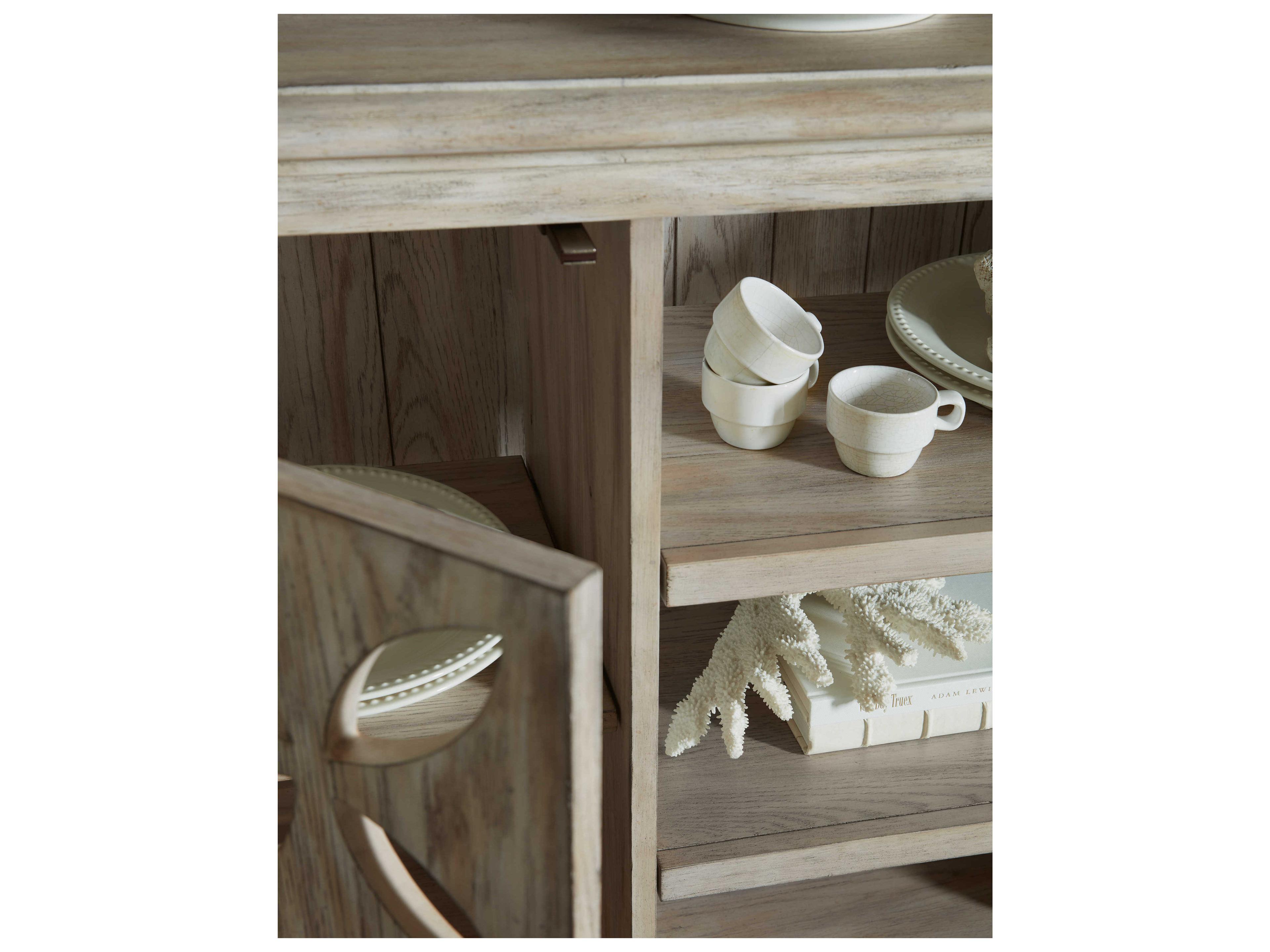 Hooker Furniture Commerce And Market Underhill 68" Oak Wood Light Entertainment Console