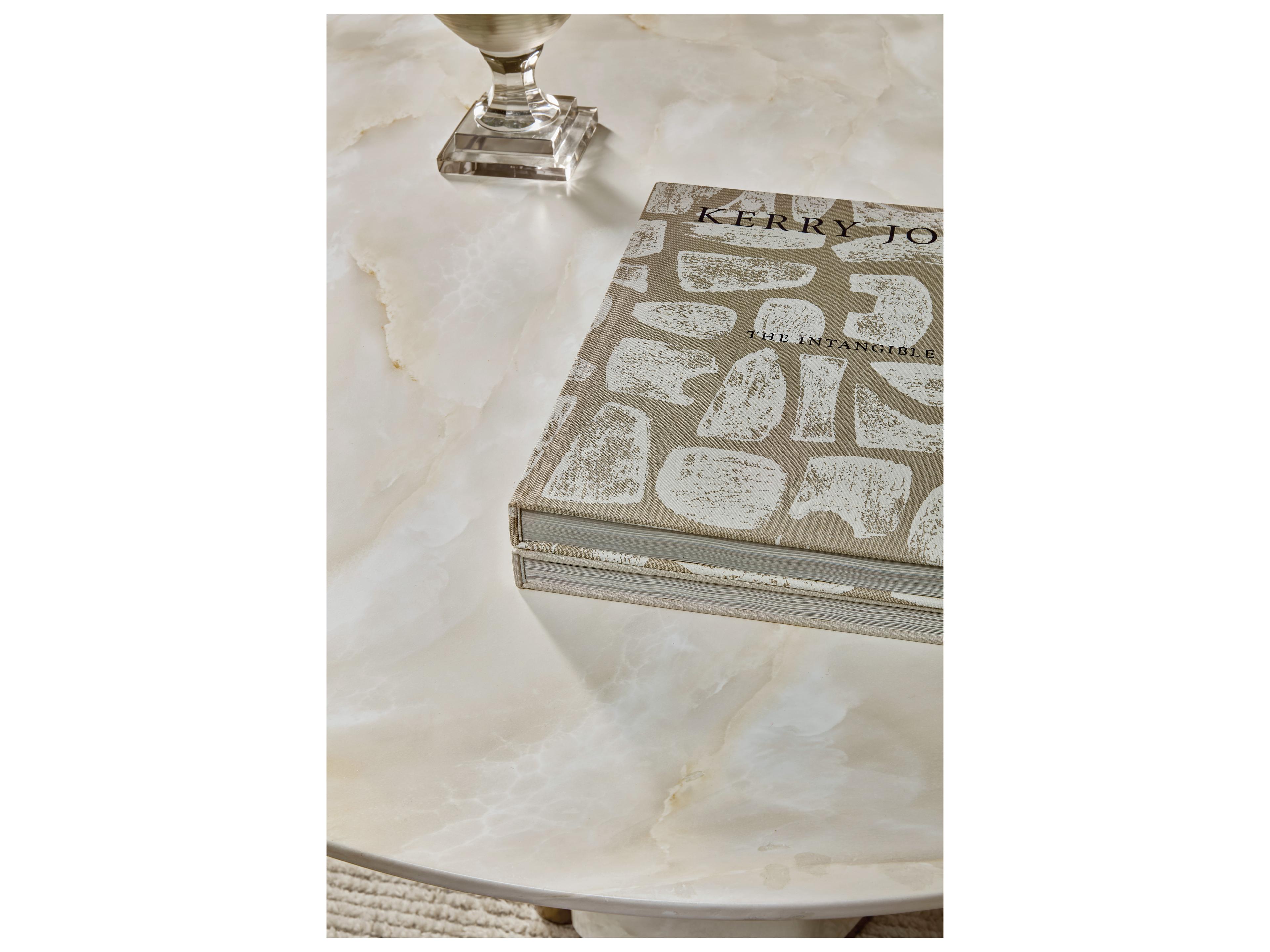 Hooker Furniture Eleana Round Dining Table