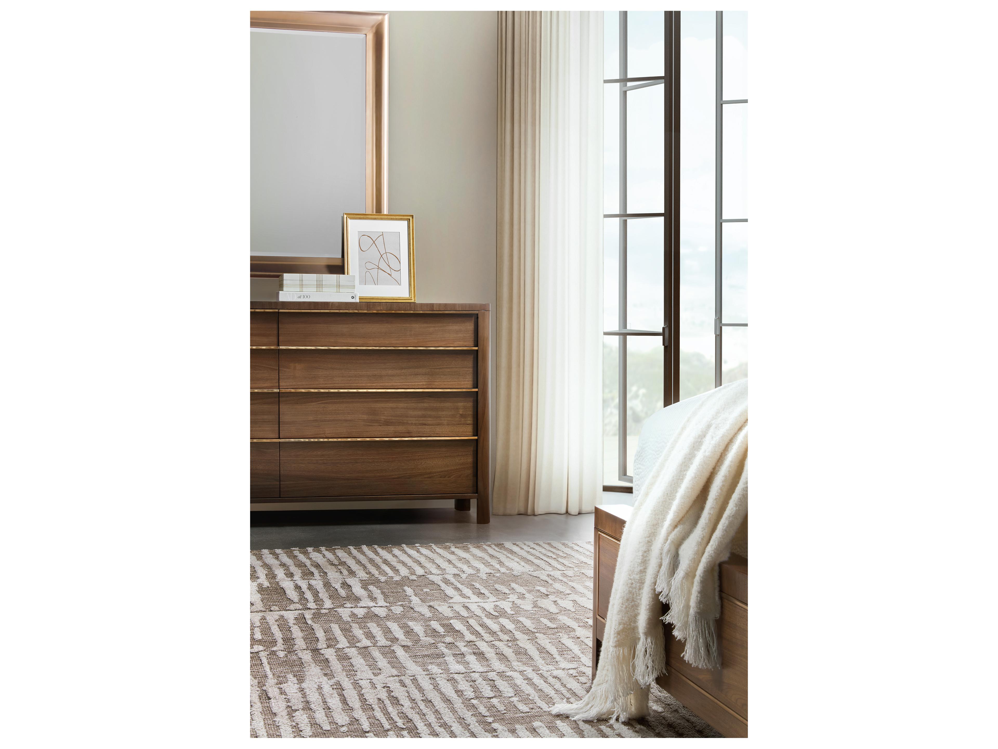 Hooker Furniture Eleana Eight Drawer Dresser