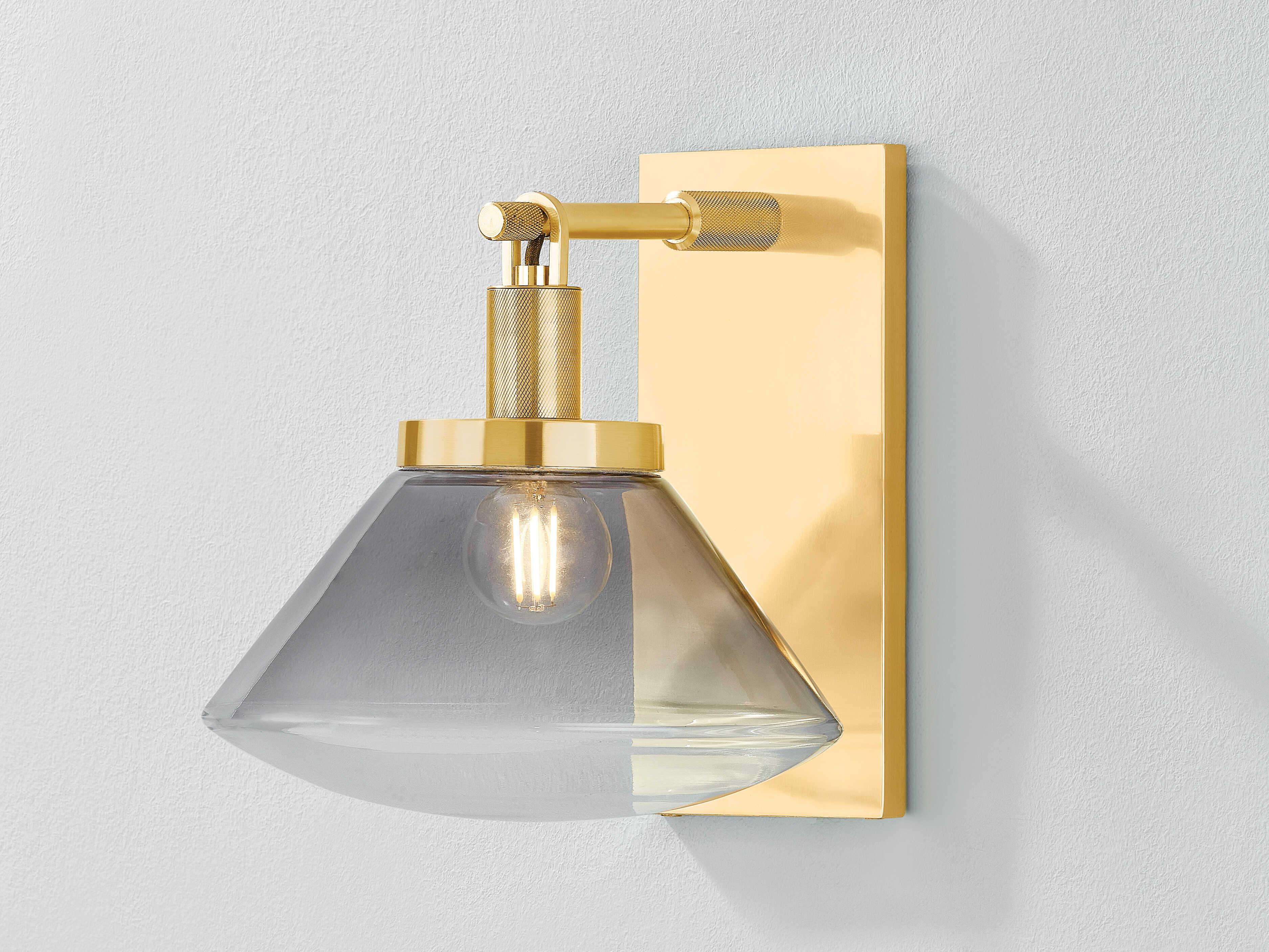 Hudson Valley Mendon 1-Light Aged Brass Wall Sconce