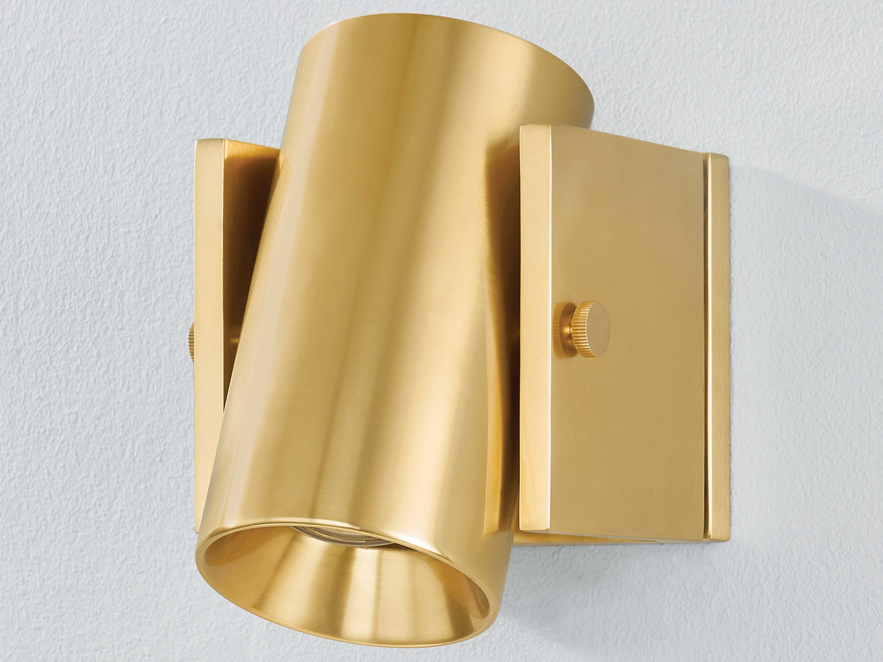 Hudson Valley Nowra 1-Light Aged Brass Wall Sconce