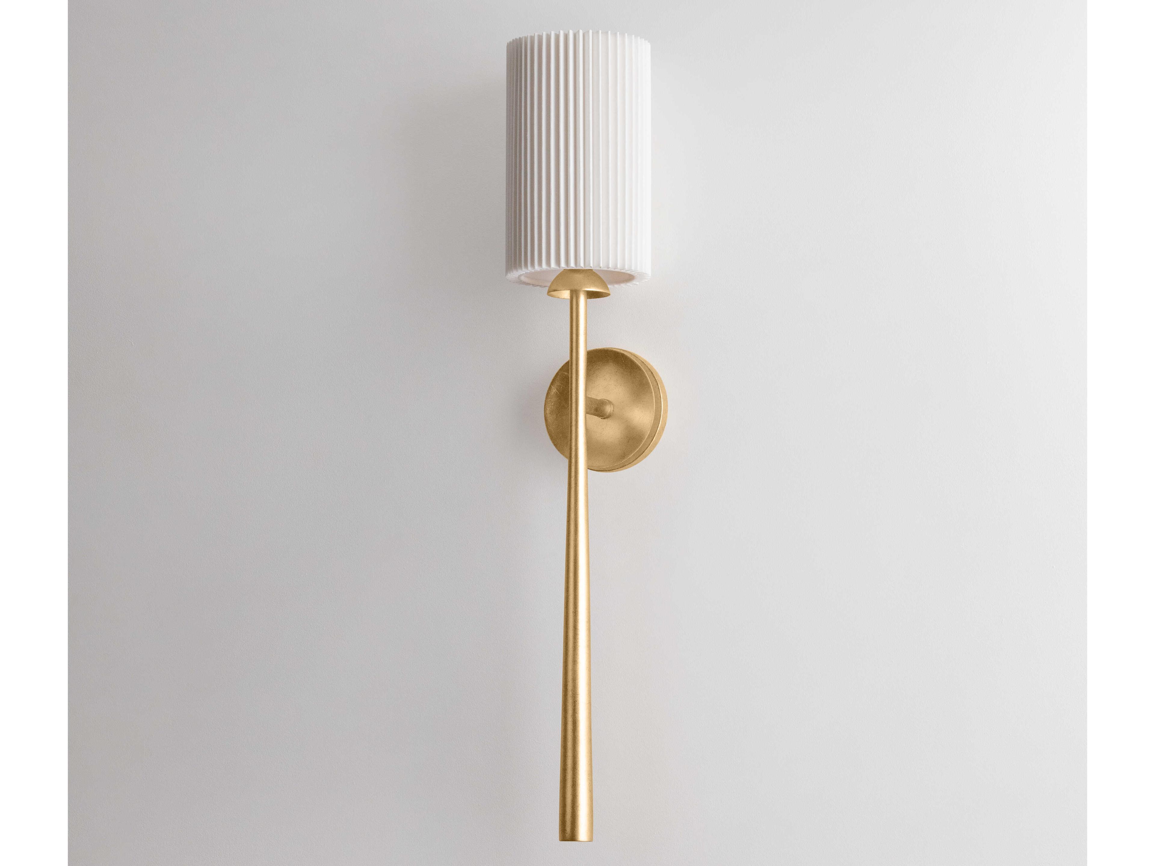 Hudson Valley Sterling 1-Light Vintage Gold Leaf Wall Sconce