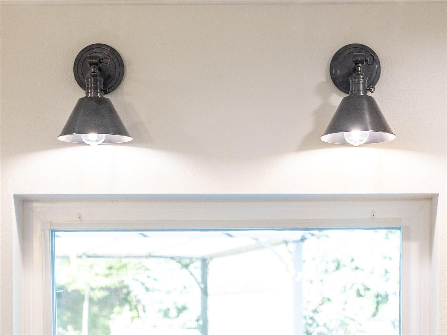 Hudson Valley Garden City 1-Light Old Bronze Wall Sconce