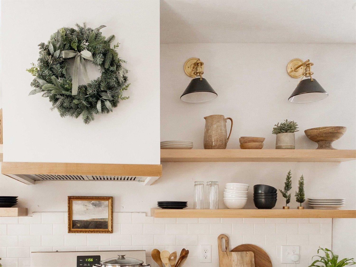 Hudson Valley Metal 1-Light Aged Antique Distressed Bronze Wall Sconce