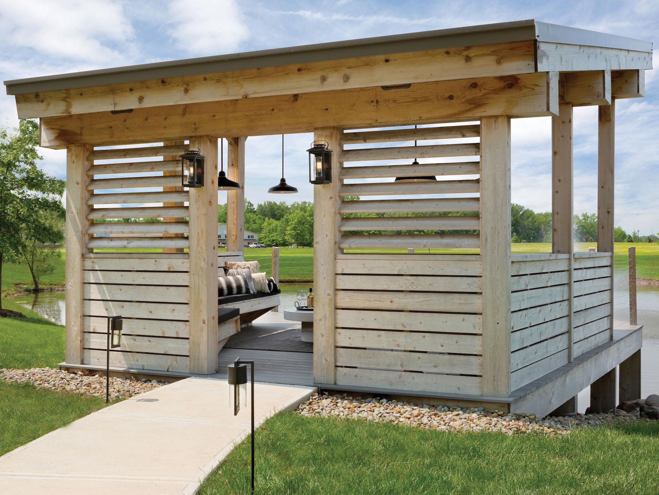 Hinkley Atwater Outdoor Wall Light