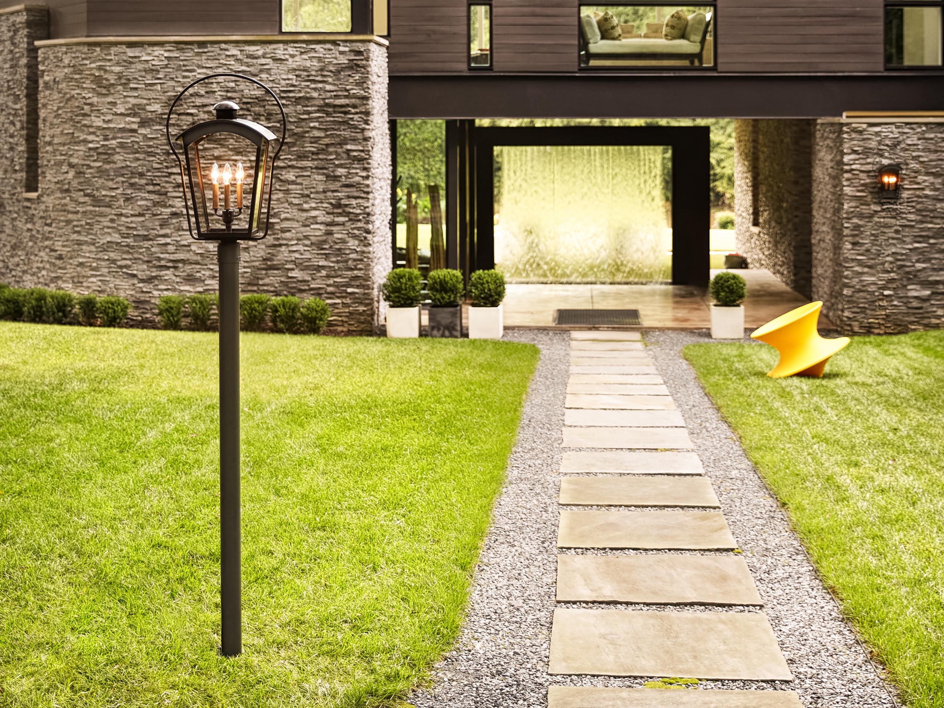 Hinkley Yale 3 - Light Outdoor Post Light