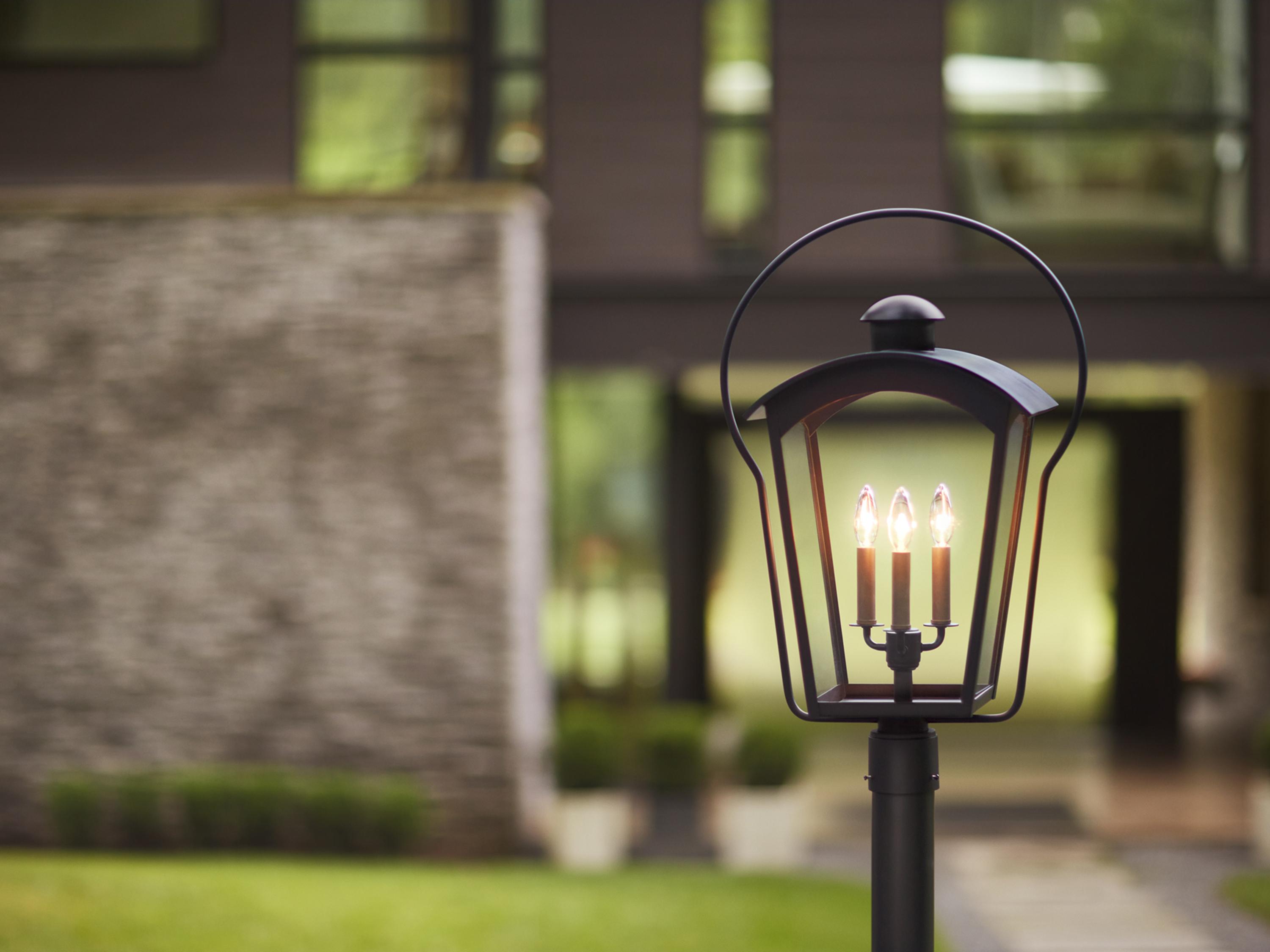 Hinkley Yale 3 - Light Outdoor Post Light