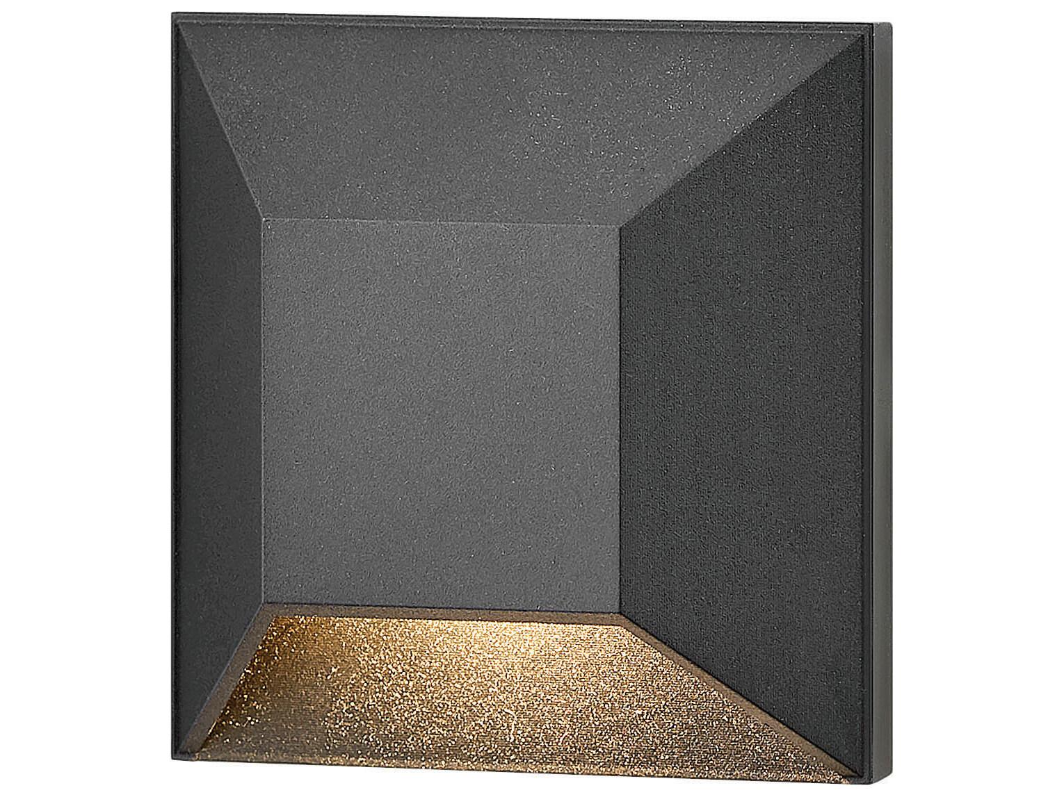 Hinkley Nuvi Outdoor Path Light