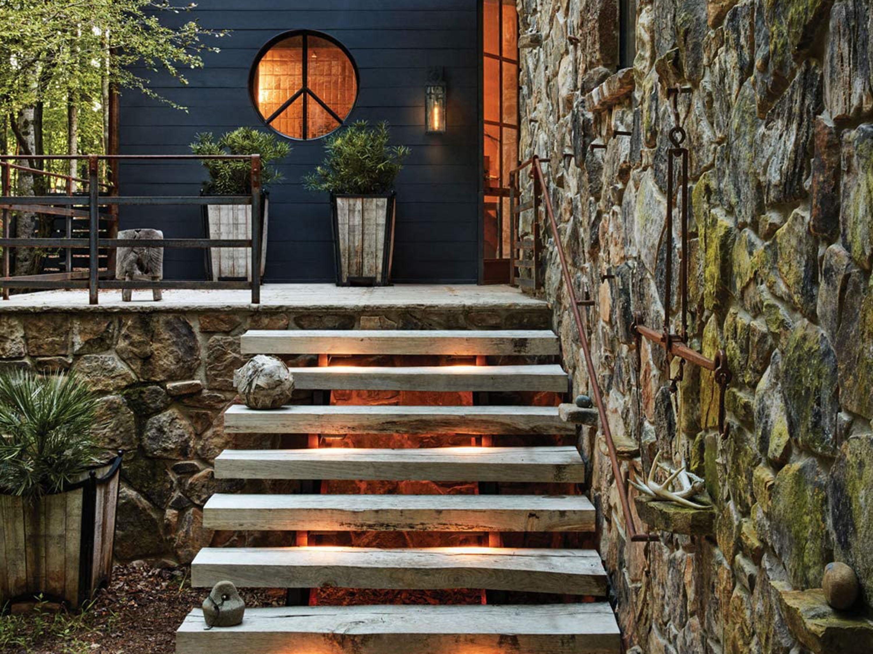 Hinkley Nuvi 1 Outdoor Floor Light