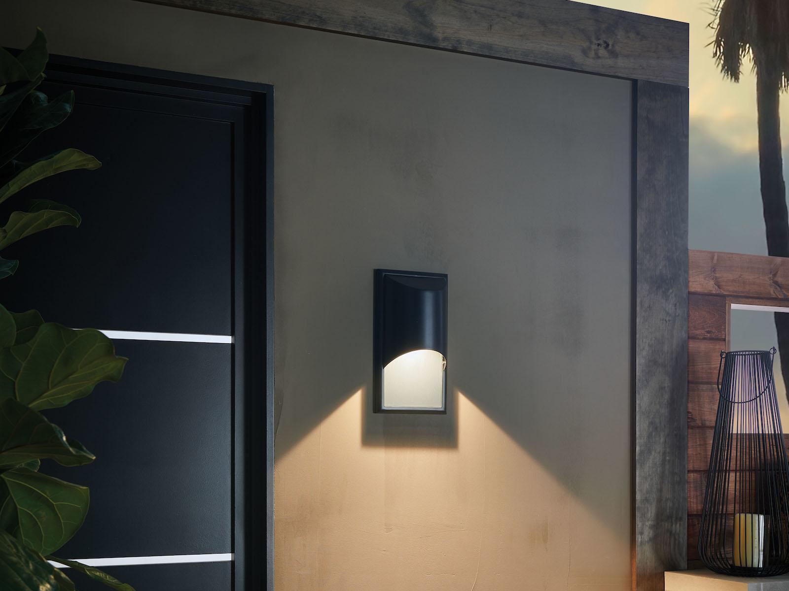 Hinkley Cascade Outdoor Wall Light