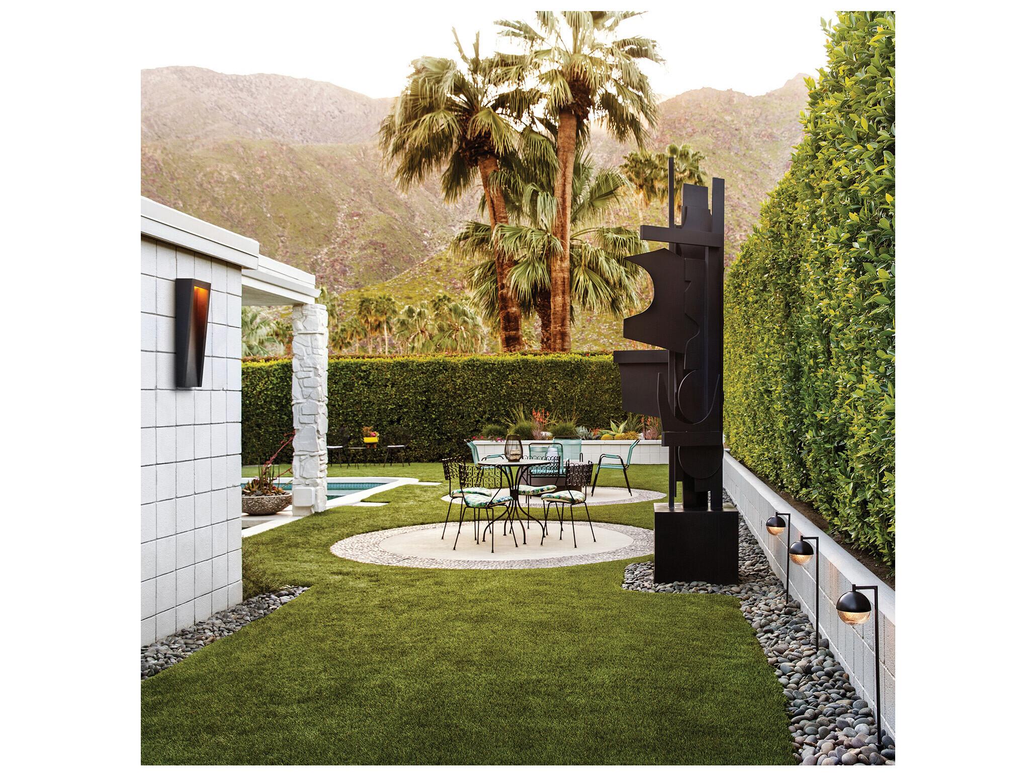 Hinkley Taper 1 Outdoor Wall Light