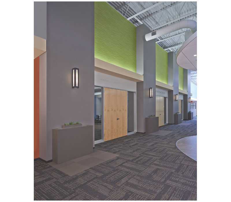 Hinkley Dorian Outdoor Wall Light