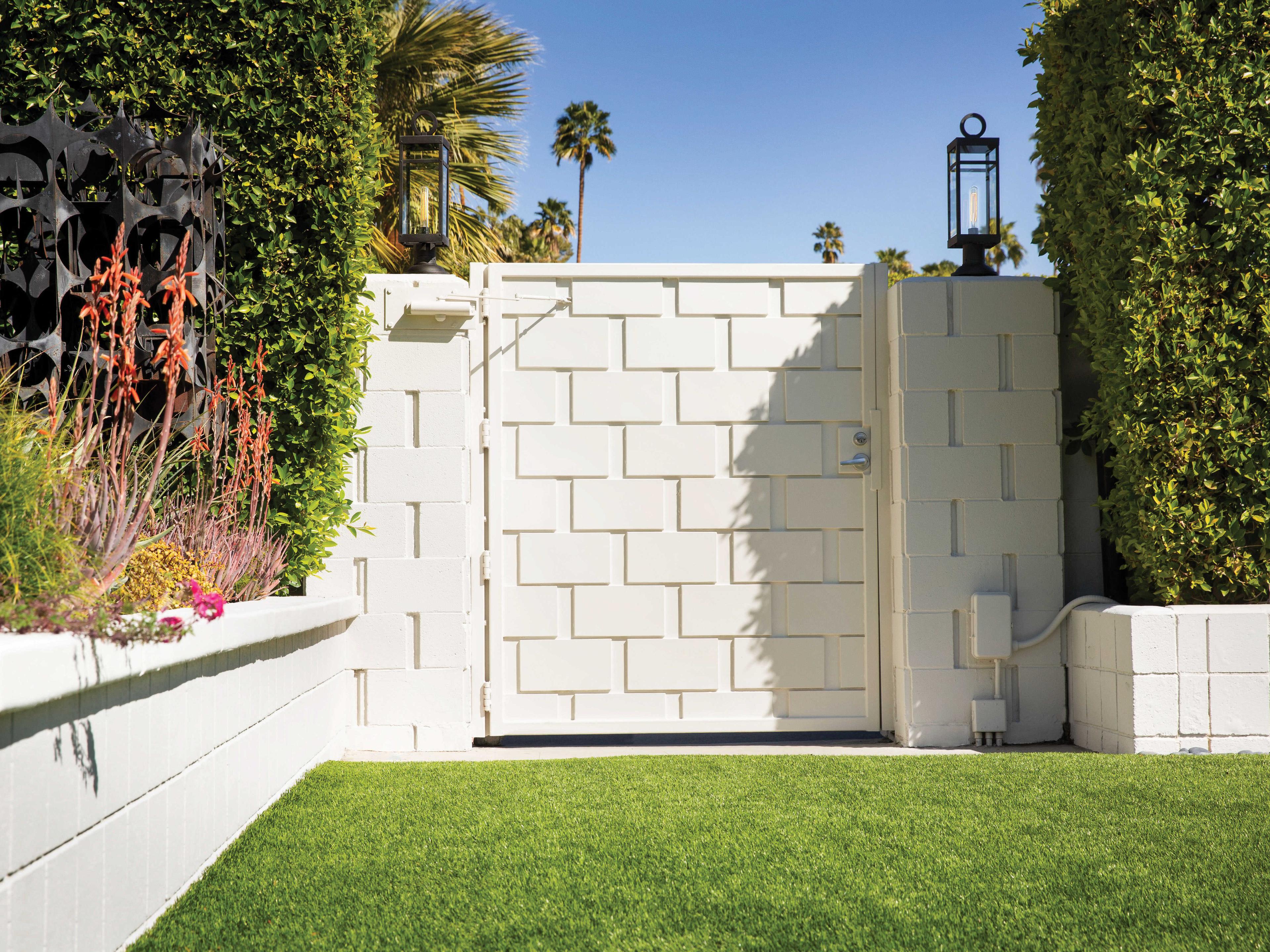 Hinkley Porter 1 - Light Outdoor Post Light