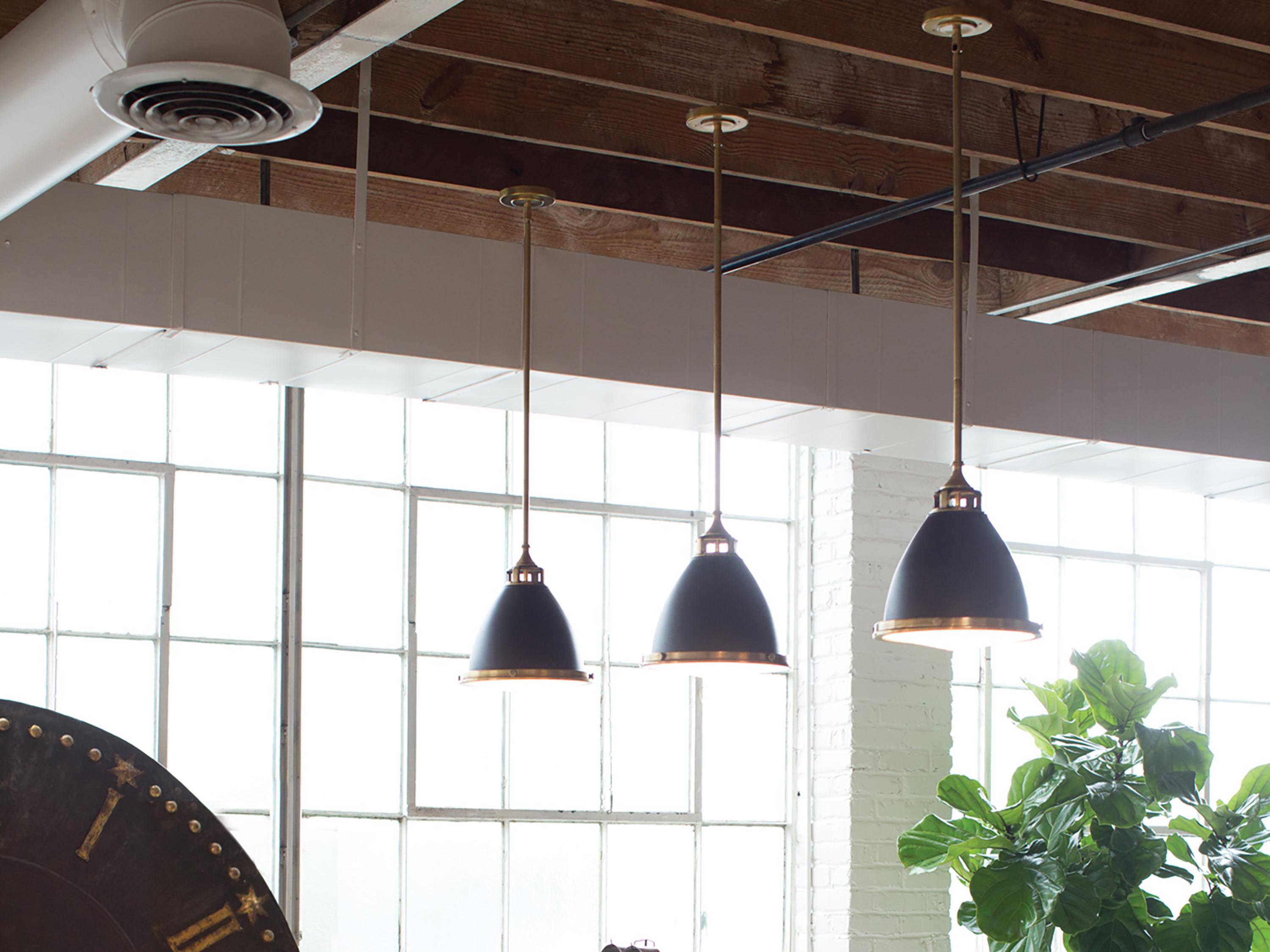 Hinkley Amelia 1-Light Buckeye Bronze Glass Bell Pendant