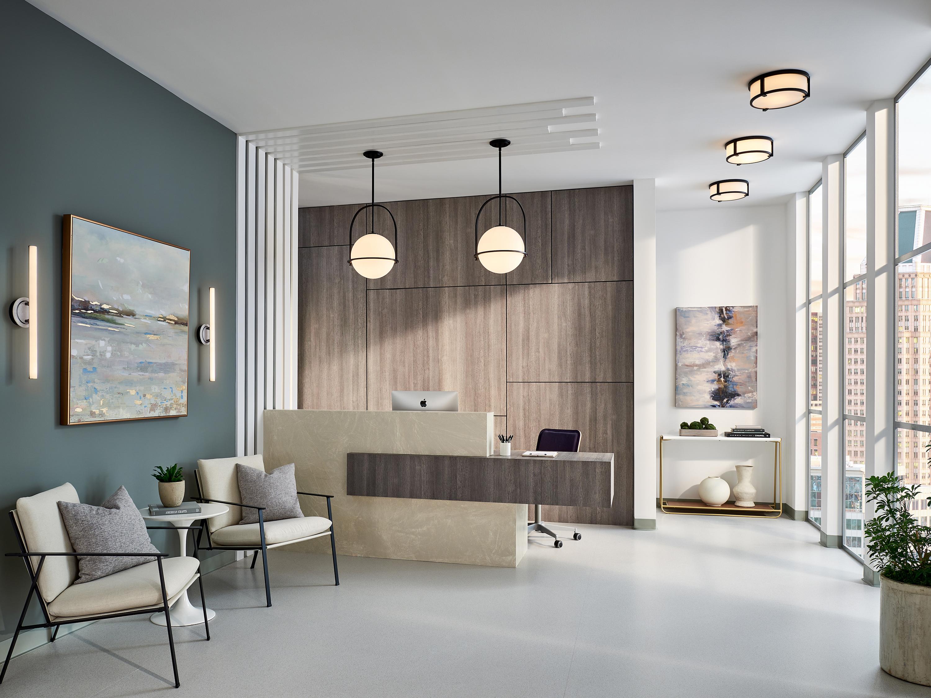 Hinkley Somerset 1-Light Brushed Nickel Glass Globe Pendant