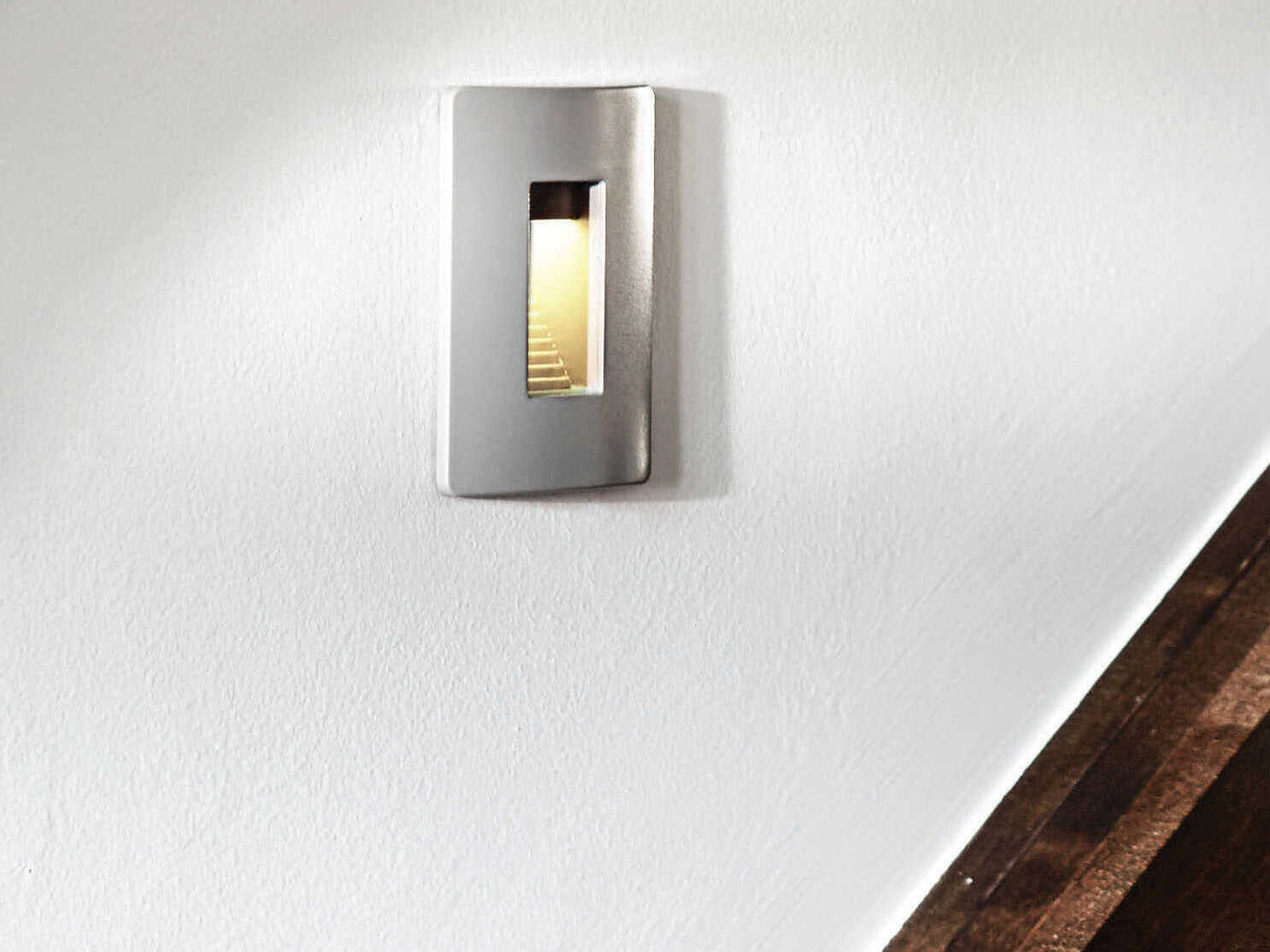 Hinkley Luna Outdoor Wall Light