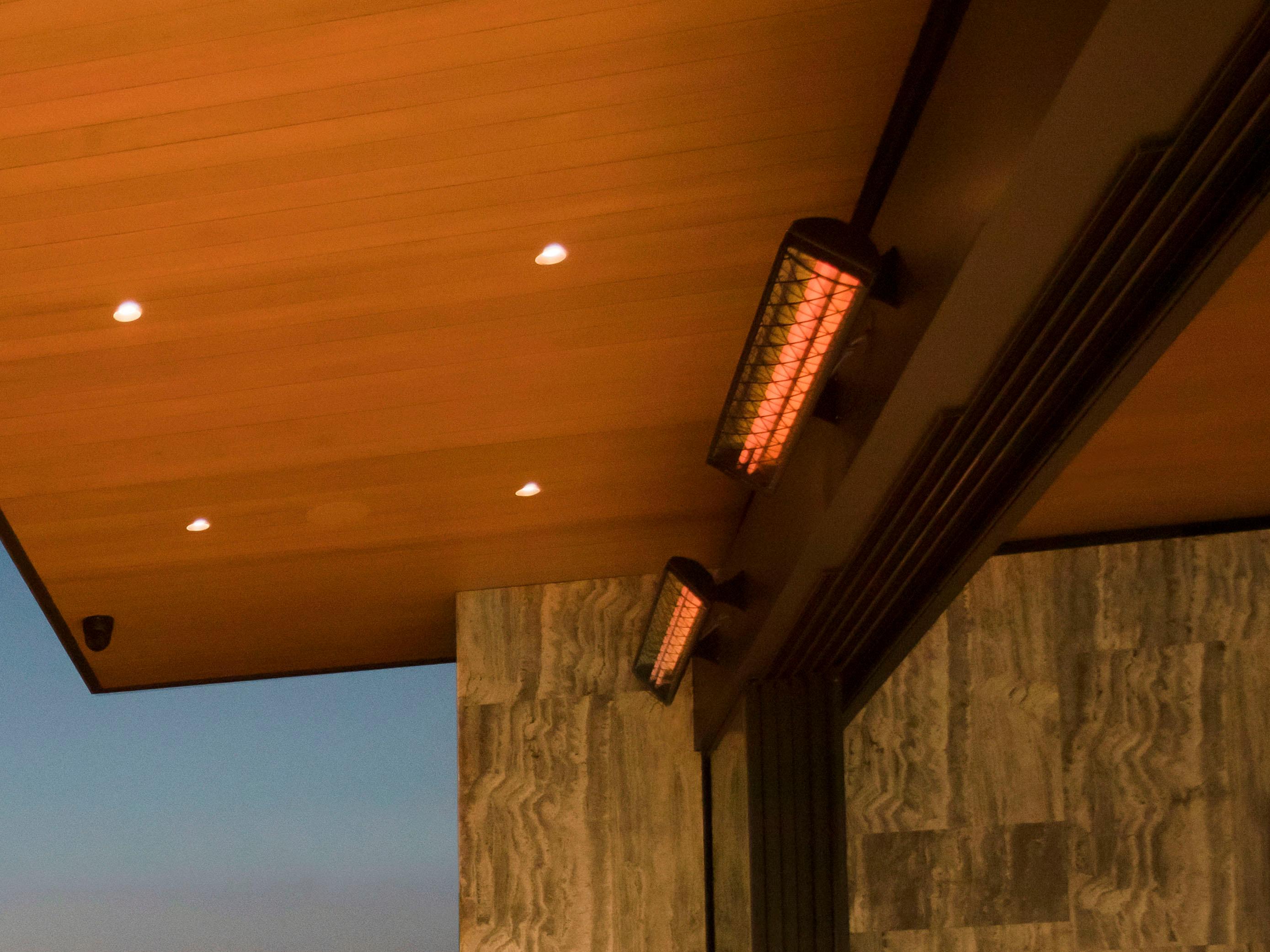 Infratech CD Series Dual Element Stainless Steel 39 Inches Wide 4000 Watt 240 Volt 16.7 AMPS