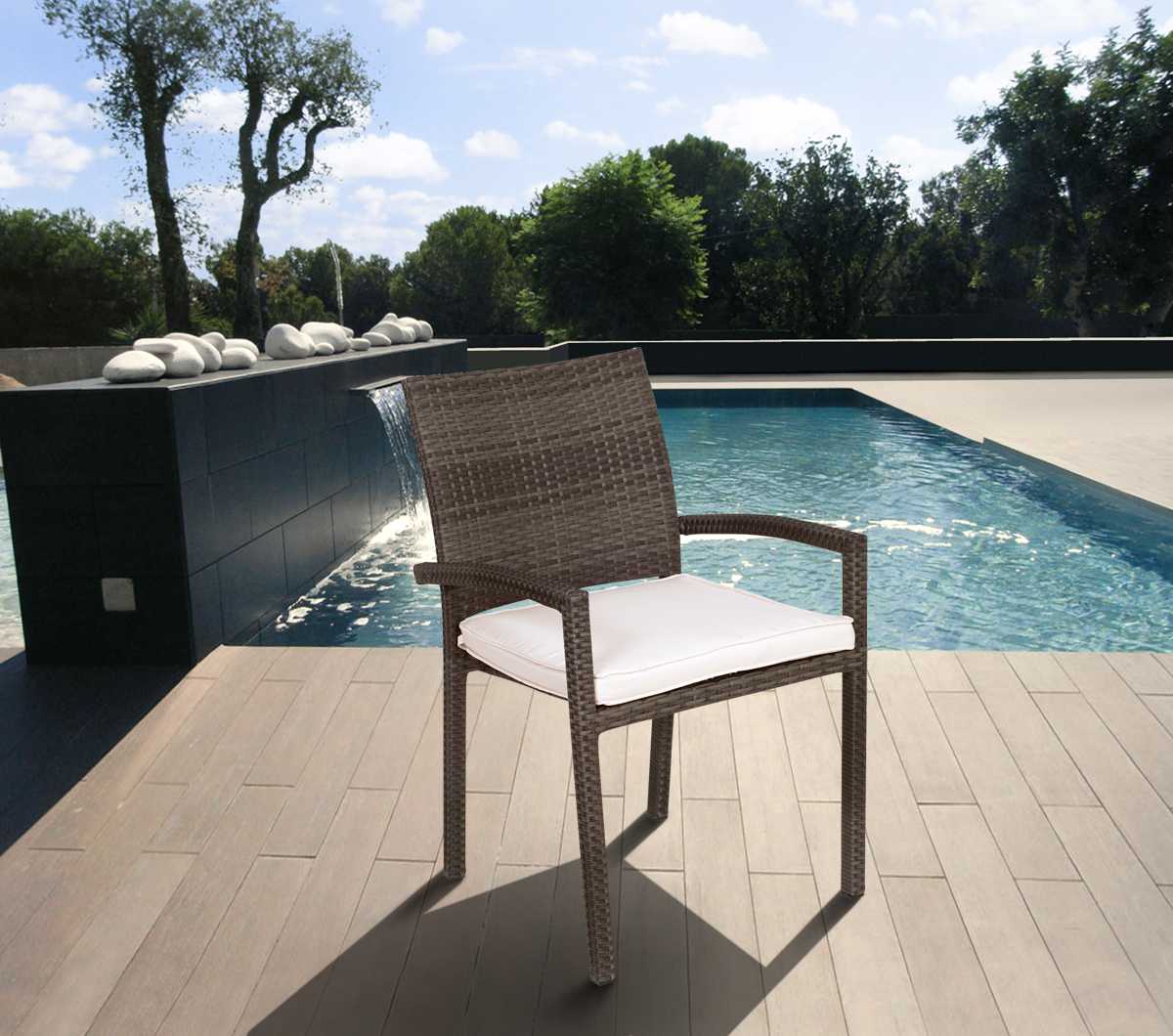 International Home Miami Amazonia Teak/Wicker Round Five Piece Barry Outdoor Patio Dining Set with Off-White Cushions