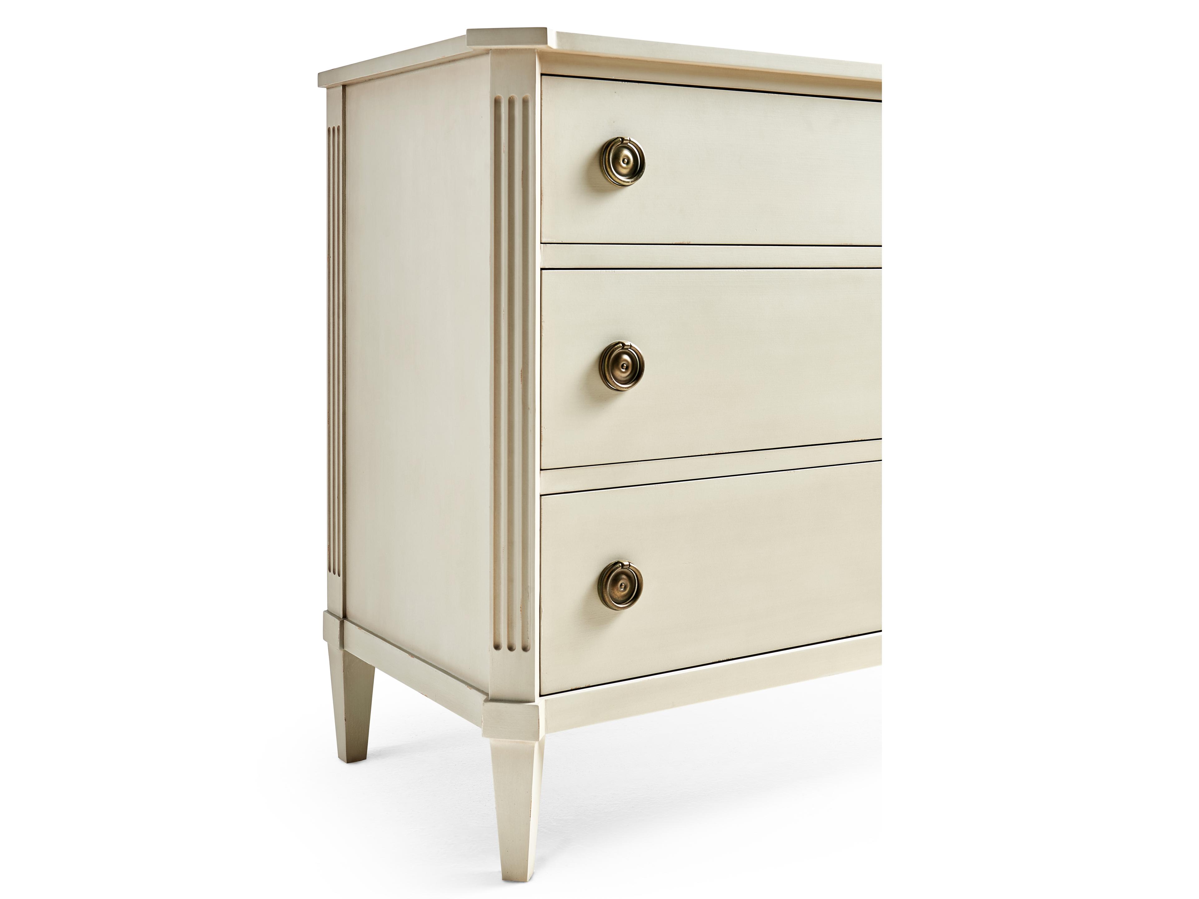 Jonathan Charles Timeless 3-Drawers White Oak Wood Dresser