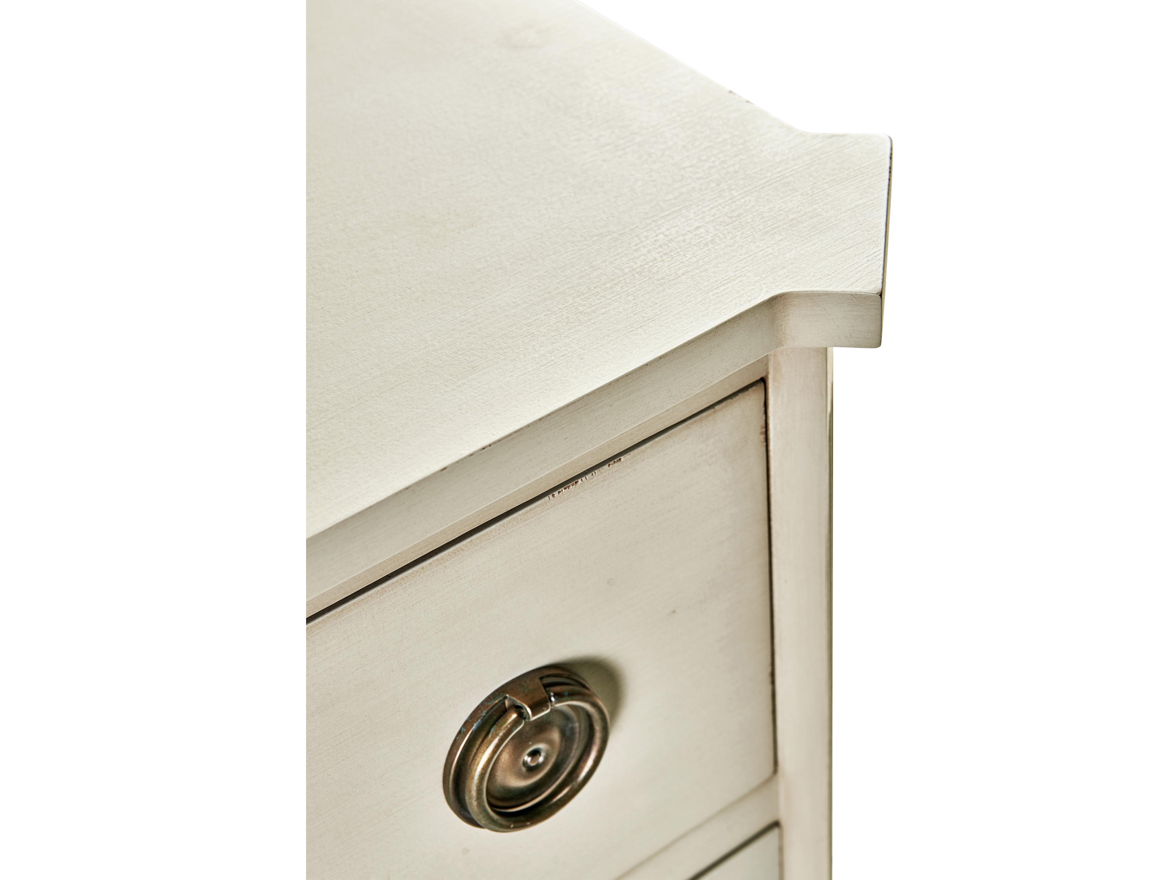 Jonathan Charles Timeless 3-Drawers White Oak Wood Dresser