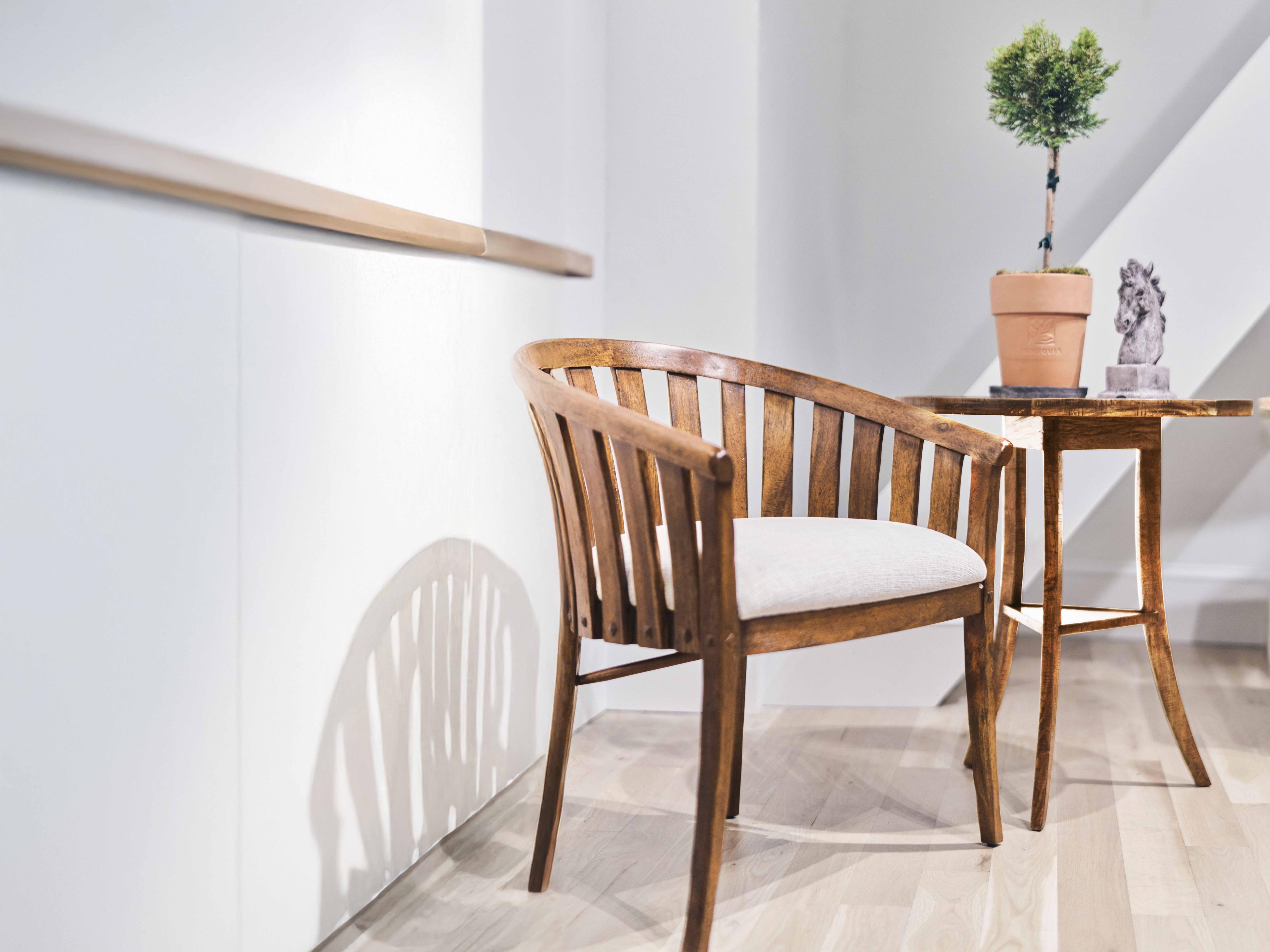 Jonathan Charles Jc Casual Round Driftwood End Table