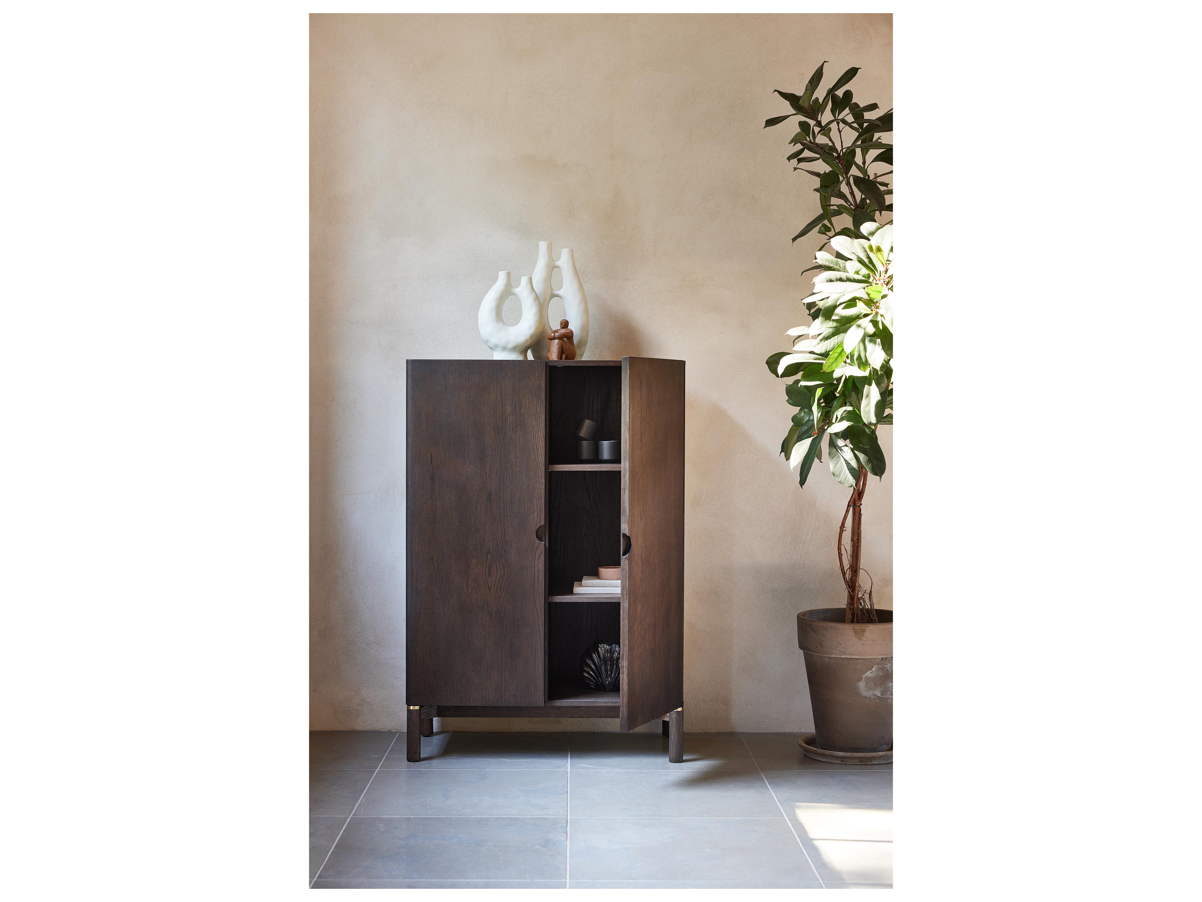 Unique Furniture Arun Oak Wood Display Cabinet