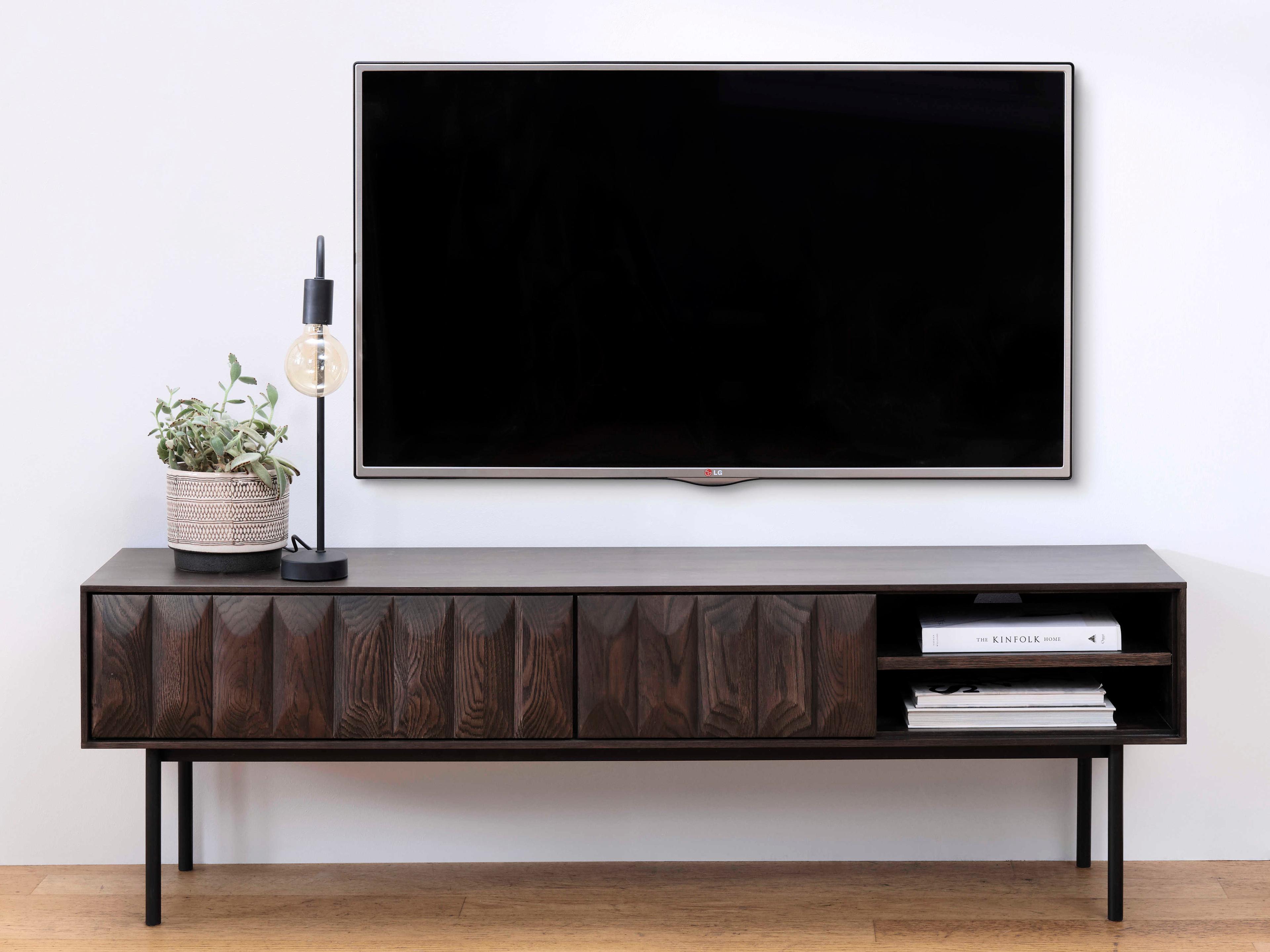 Unique Furniture Latina 63" Oak Wood Black Media Console
