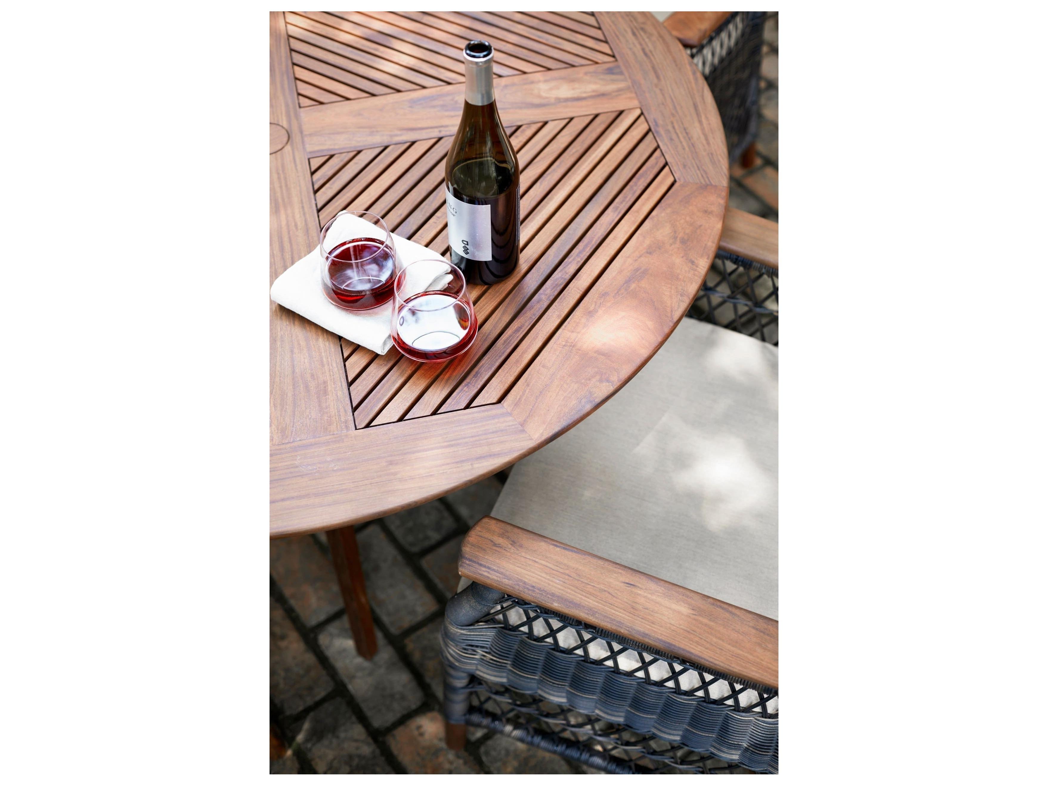 Jensen Outdoor Vintage 48" Round Dining Table