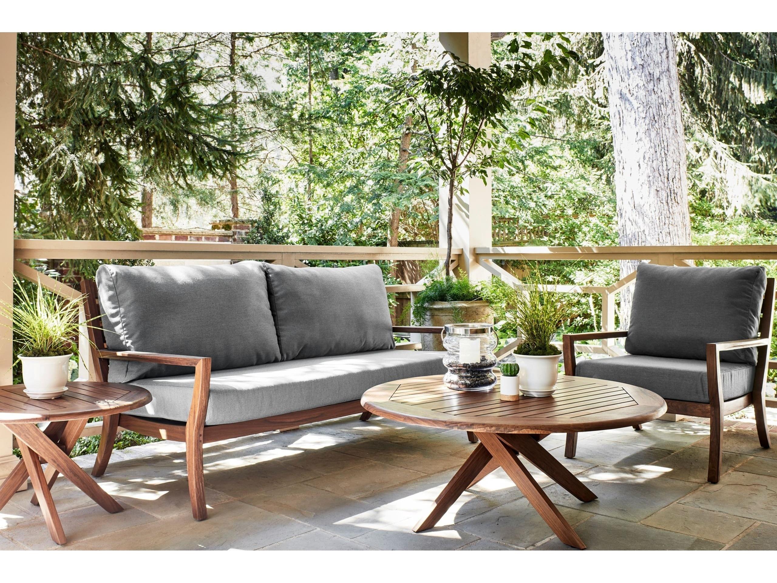 Jensen Outdoor Topaz 41" Round Coffee Table