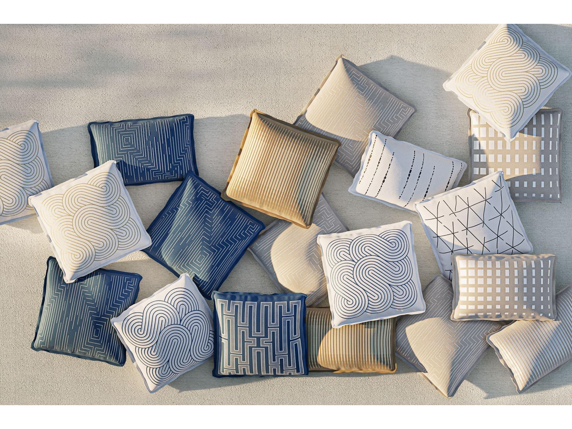 Jensen Outdoor Performance Plume Embroidery 20" x 20" Hampton - Indigo/Ivory