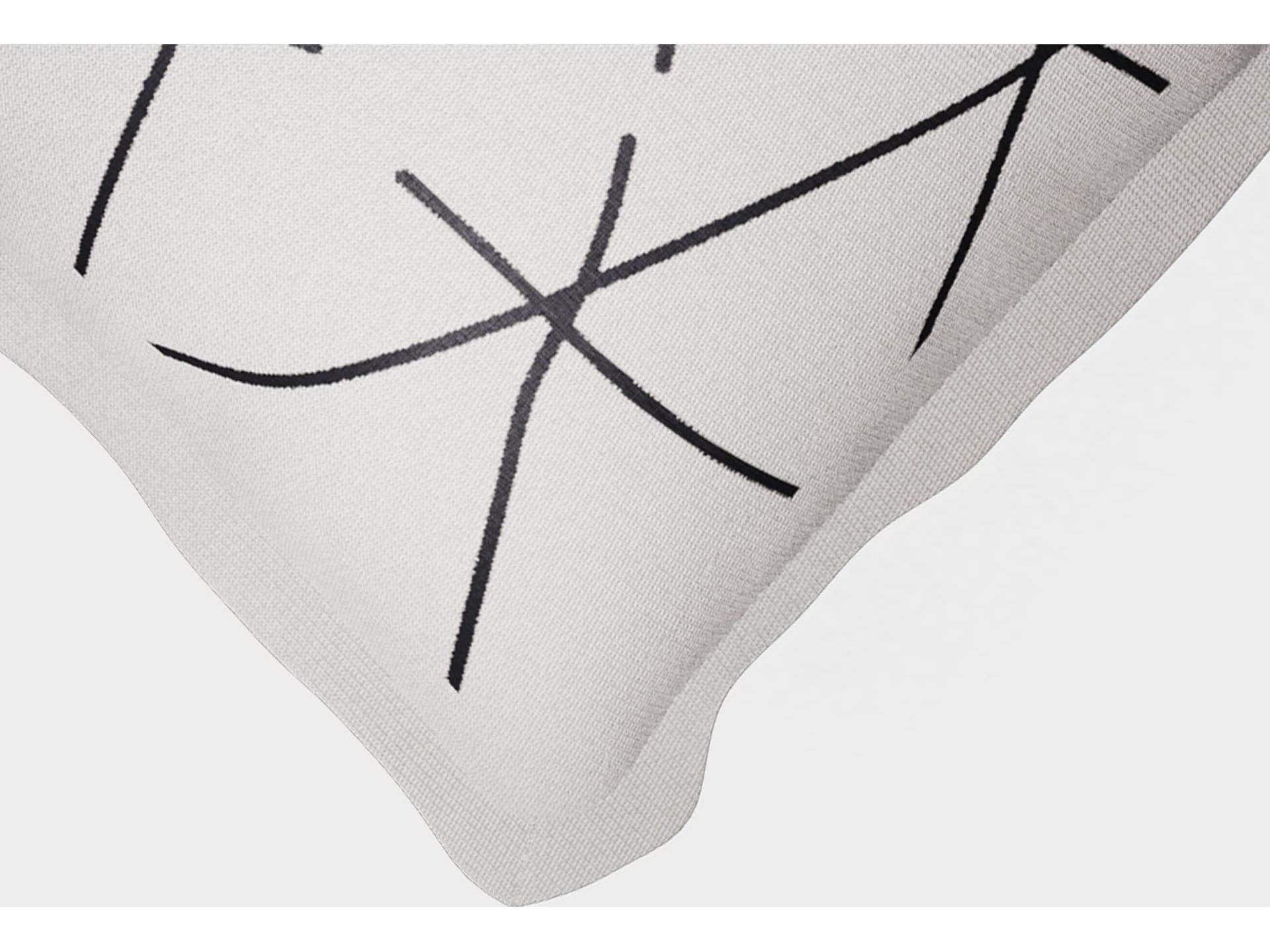 Jensen Outdoor Performance Plume Embroidery 20" x 20" Scratch - Ivory/Charcoal