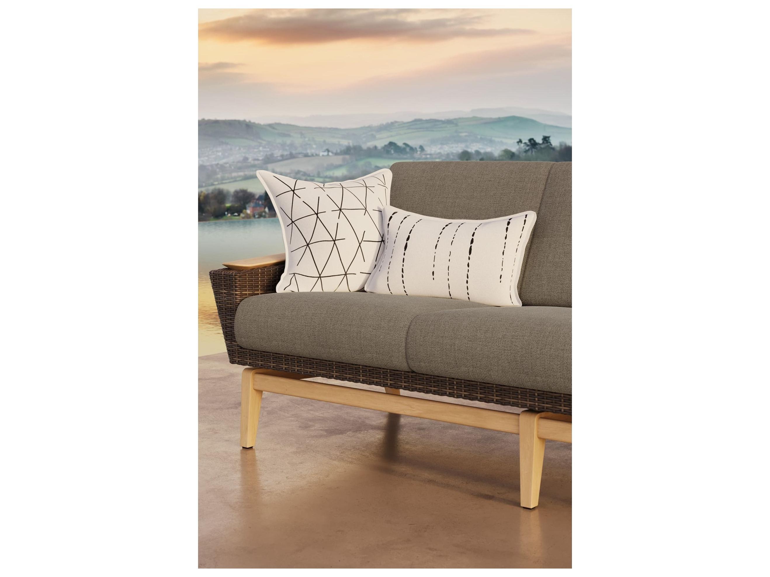 Jensen Outdoor Performance Plume Embroidery 20" x 20" Scratch - Ivory/Charcoal