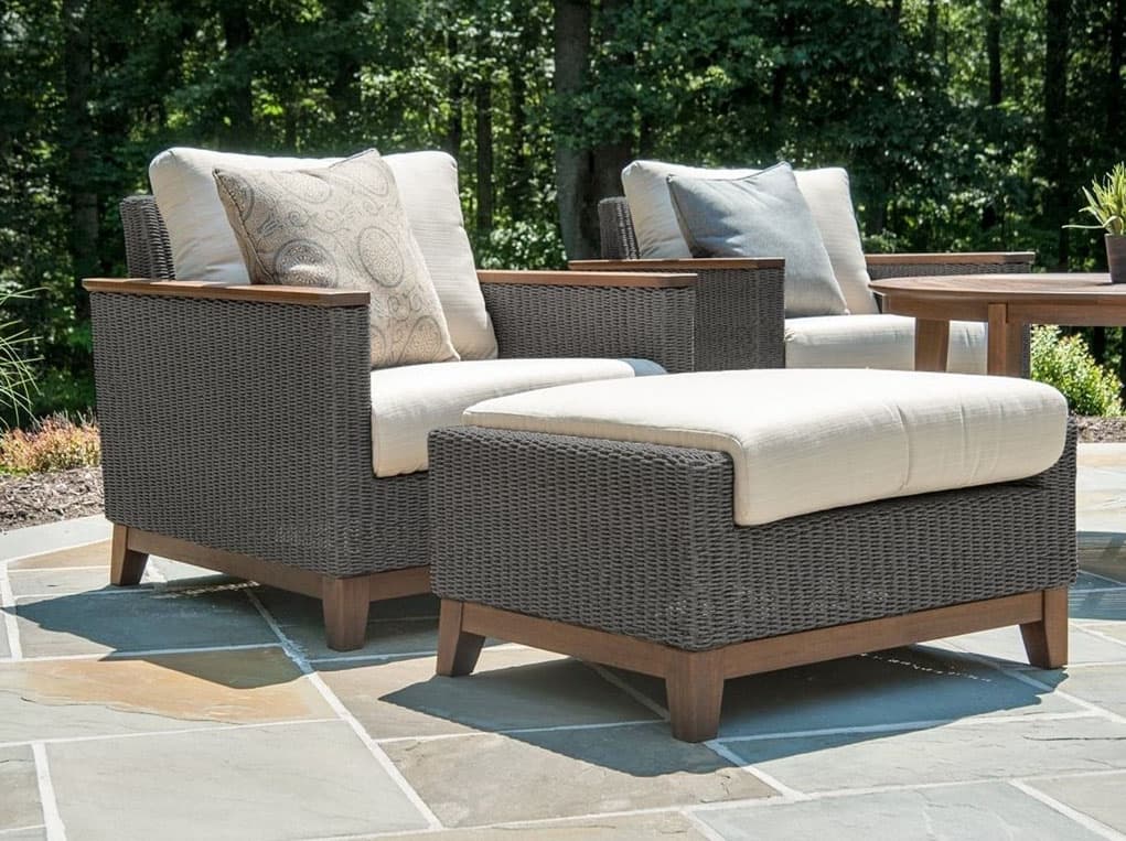 Jensen Outdoor Coral Lounge Set