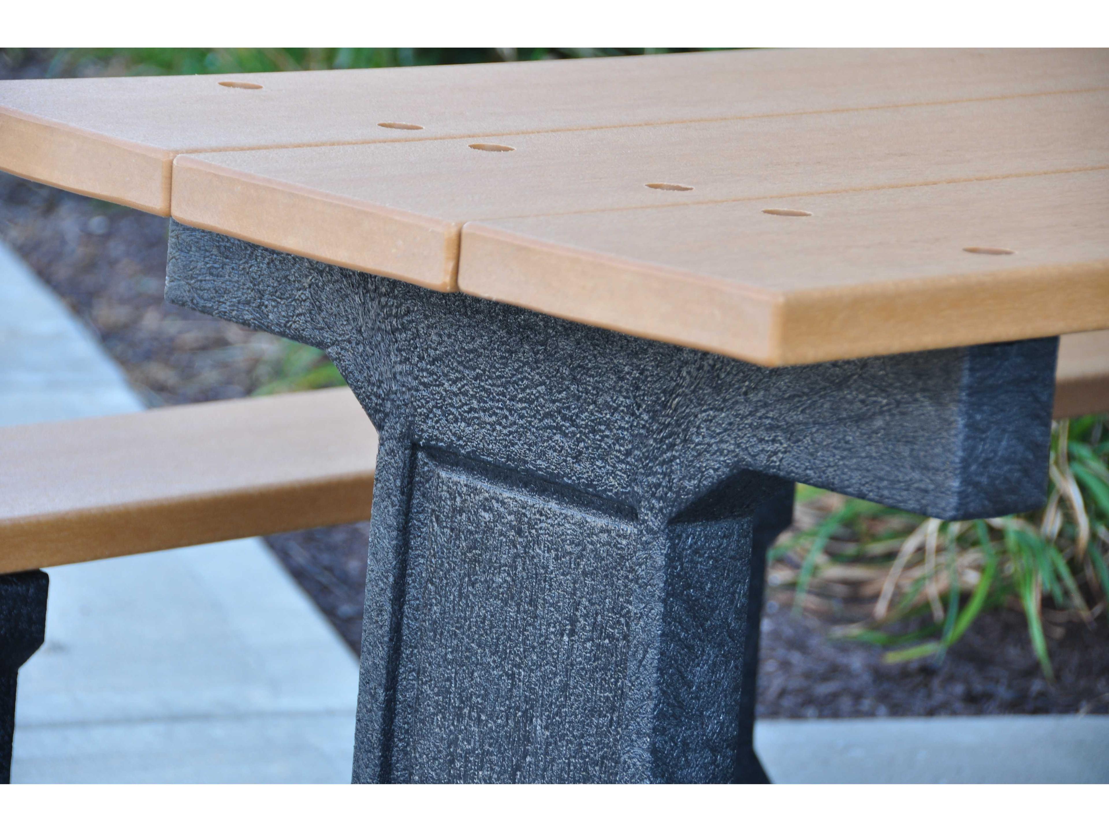 Frog Furnishings Park Place Recycled Plastic Rectangular Outdoor Picnic Table