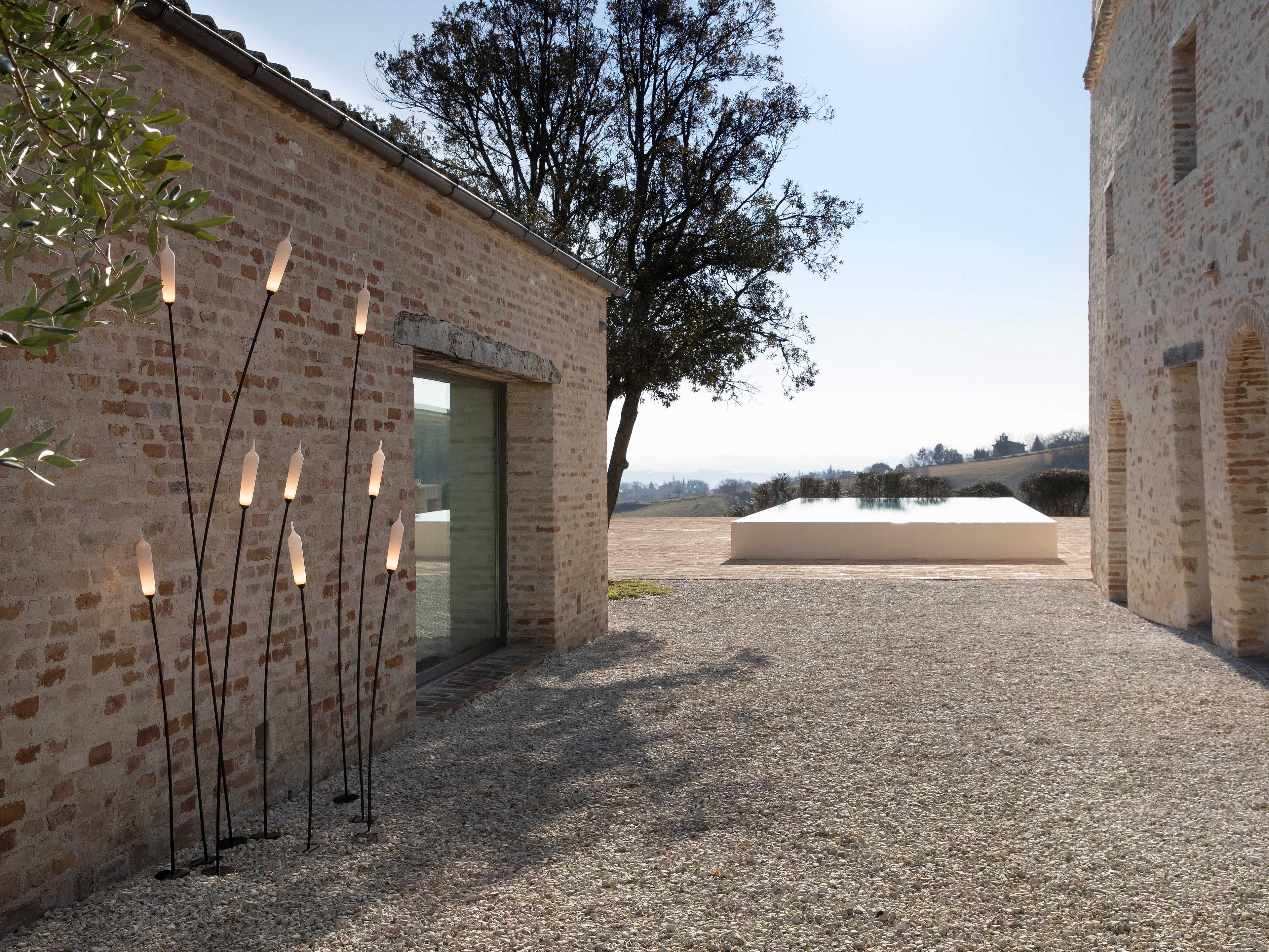 Karman Nilo Outdoor Floor Light