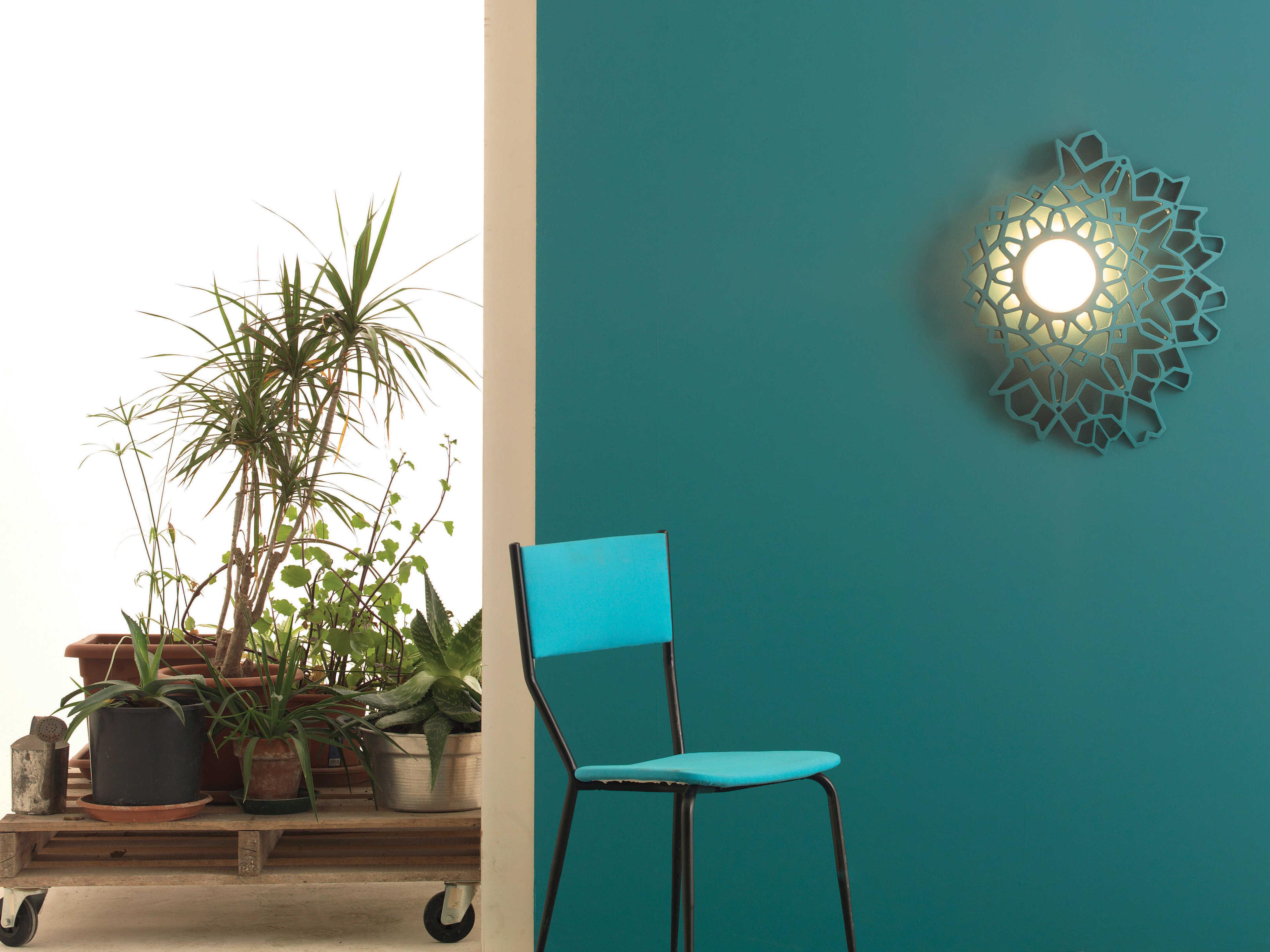 Karman Notredame White Wall Sconce