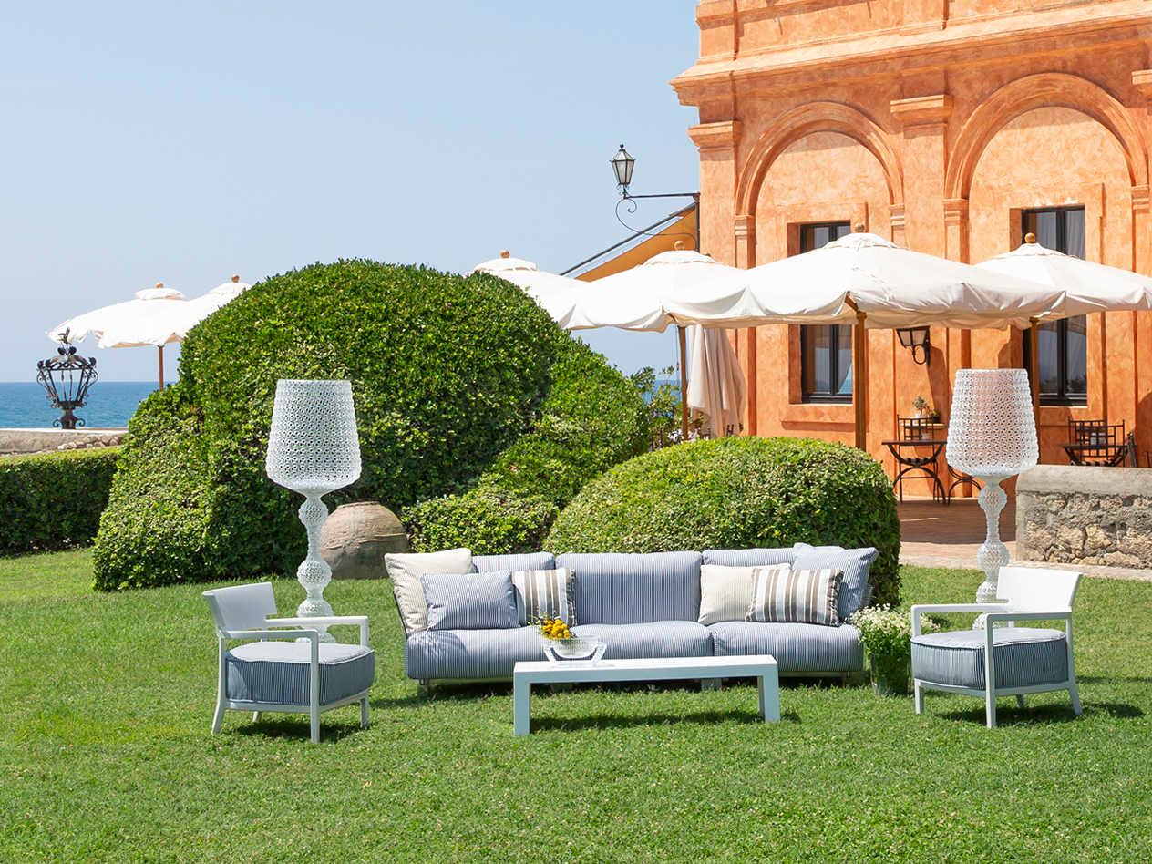 Kartell Outdoor Cara Ivory / Blue Resin Cushion Lounge Chair