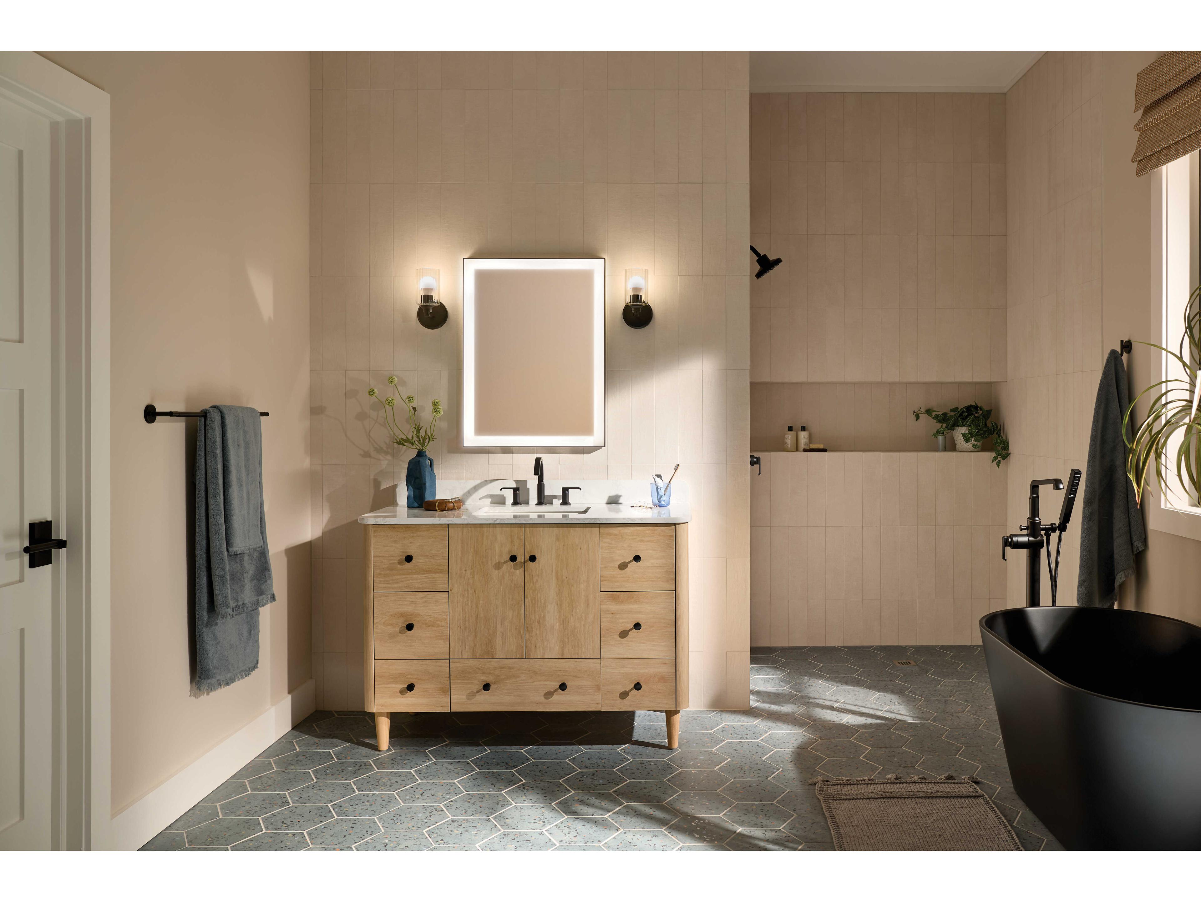 Kichler Gioe 1-Light Black Wall Sconce