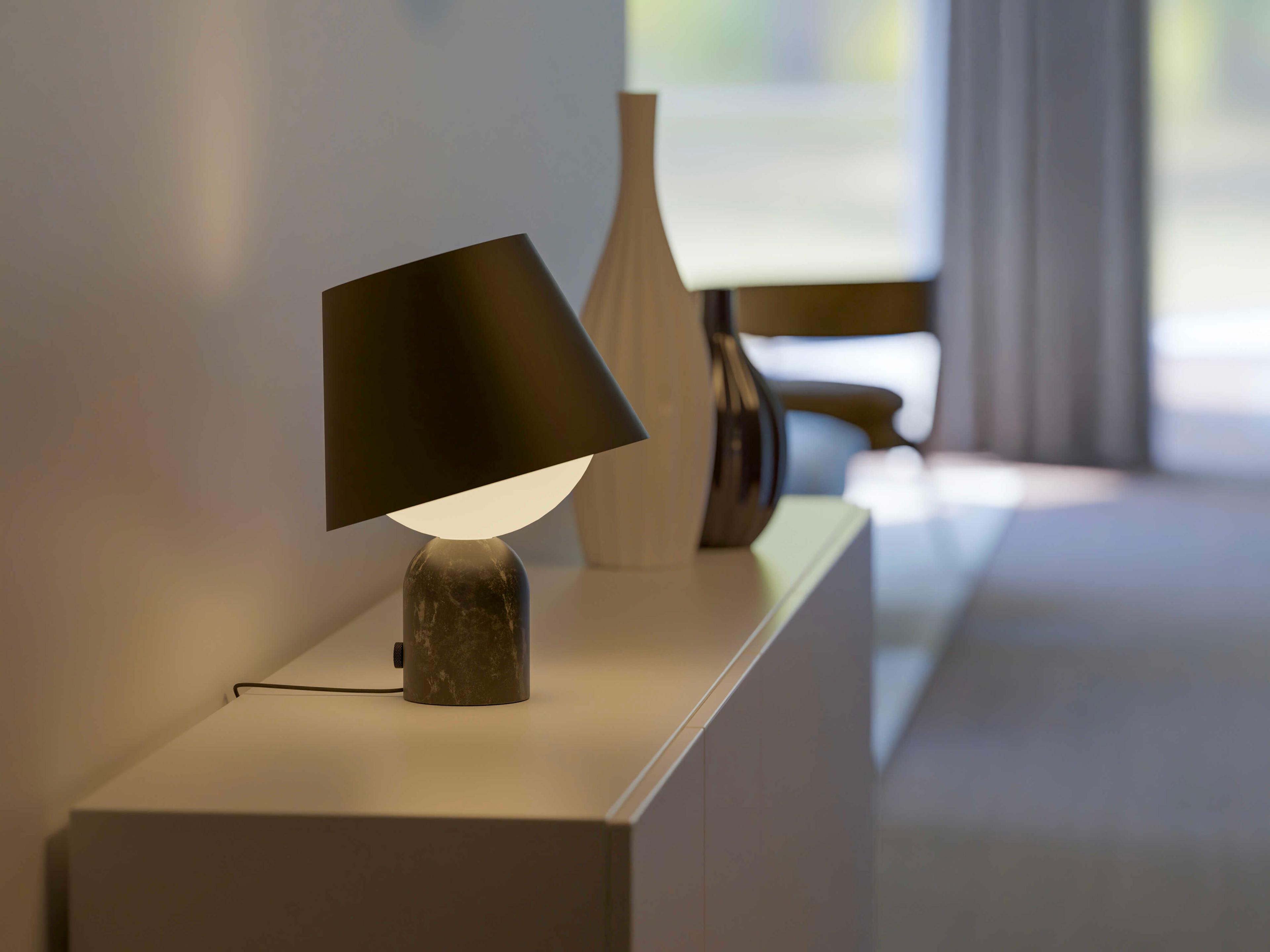 Koncept Dude Marquina Black Table Lamp