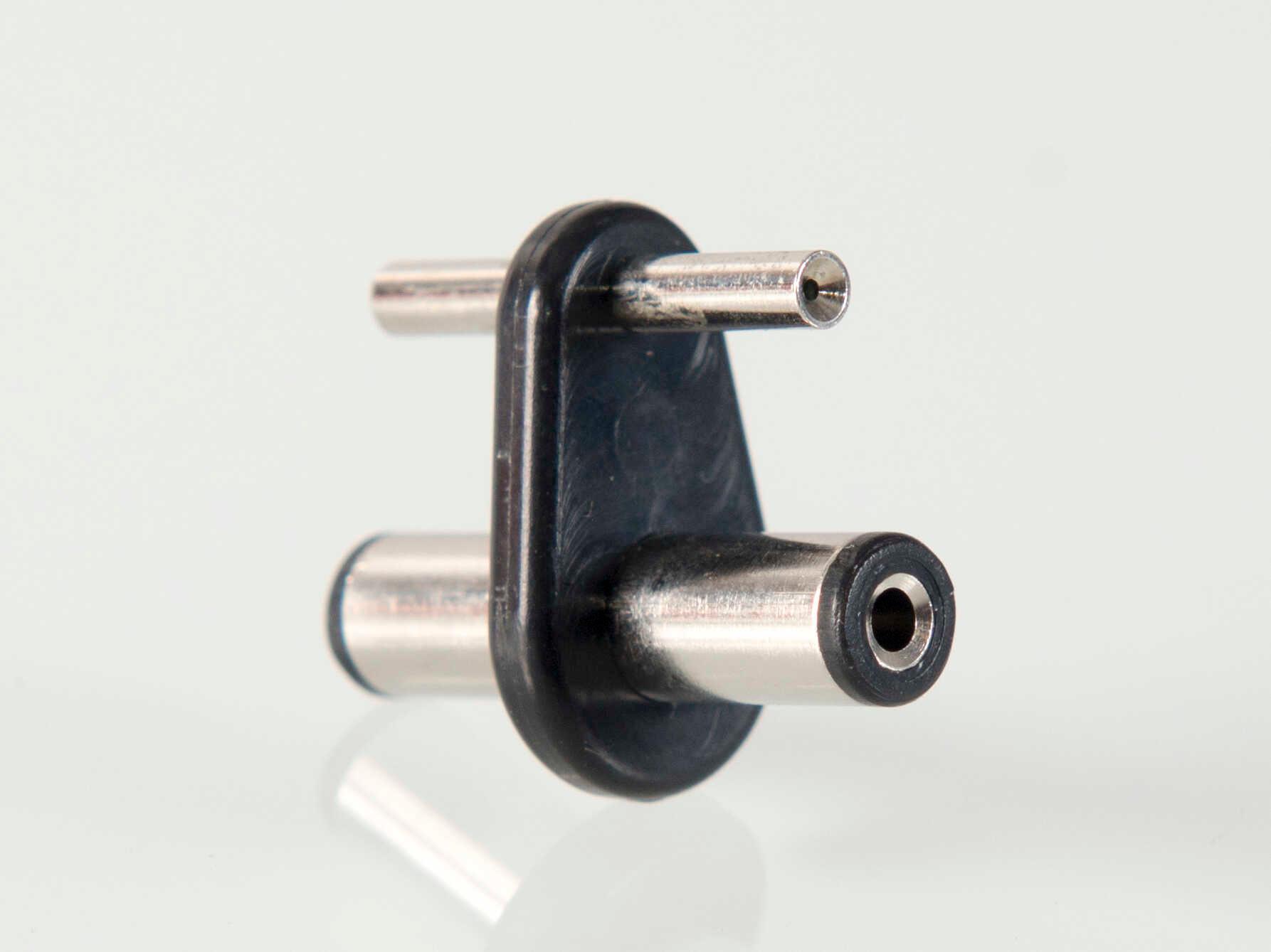 Koncept UCX Pro Male-to-Male Connector