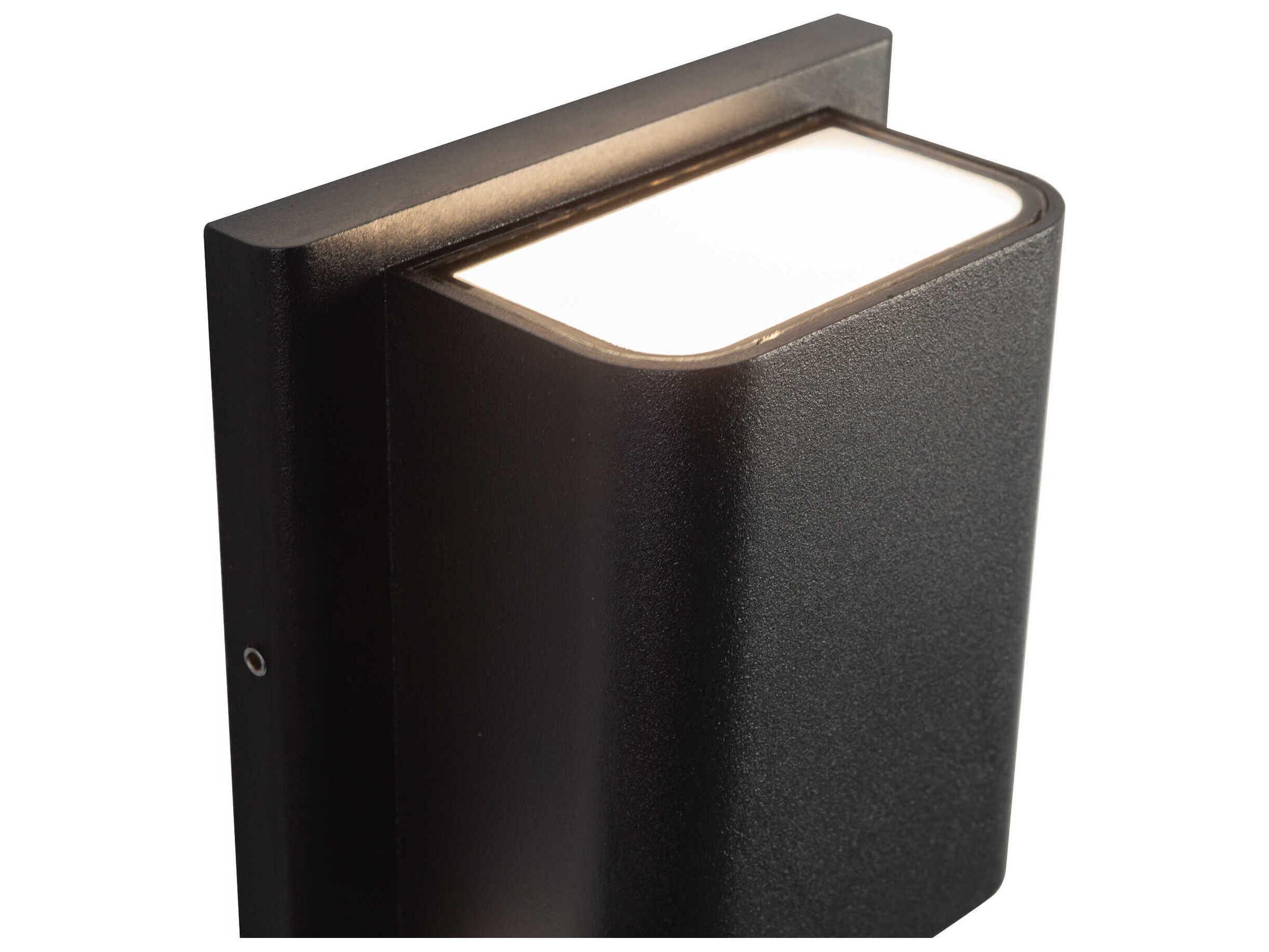 Kuzco Lighting Tolan Outdoor Wall Light