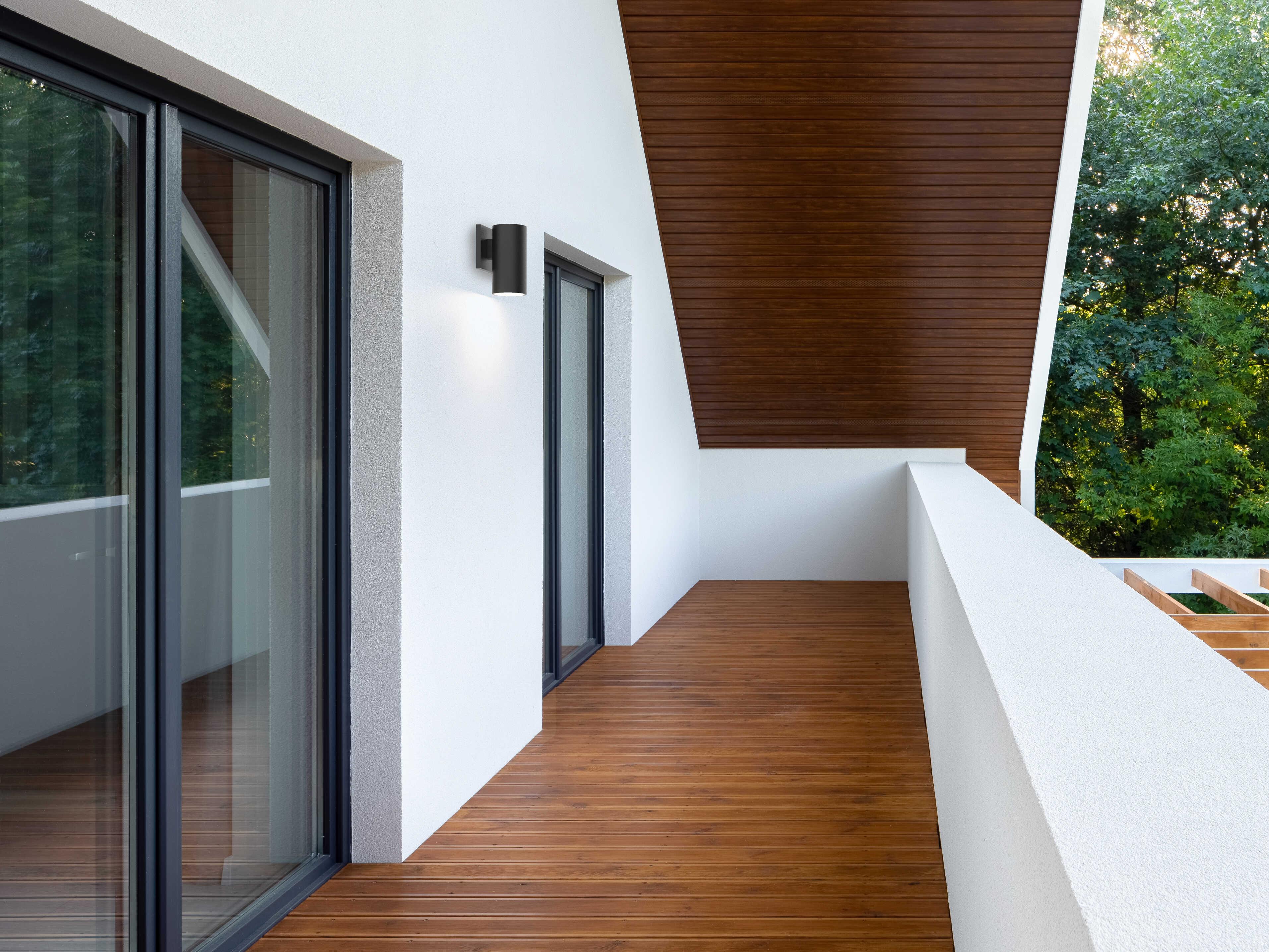 Kuzco Lighting Nordic Outdoor Wall Light