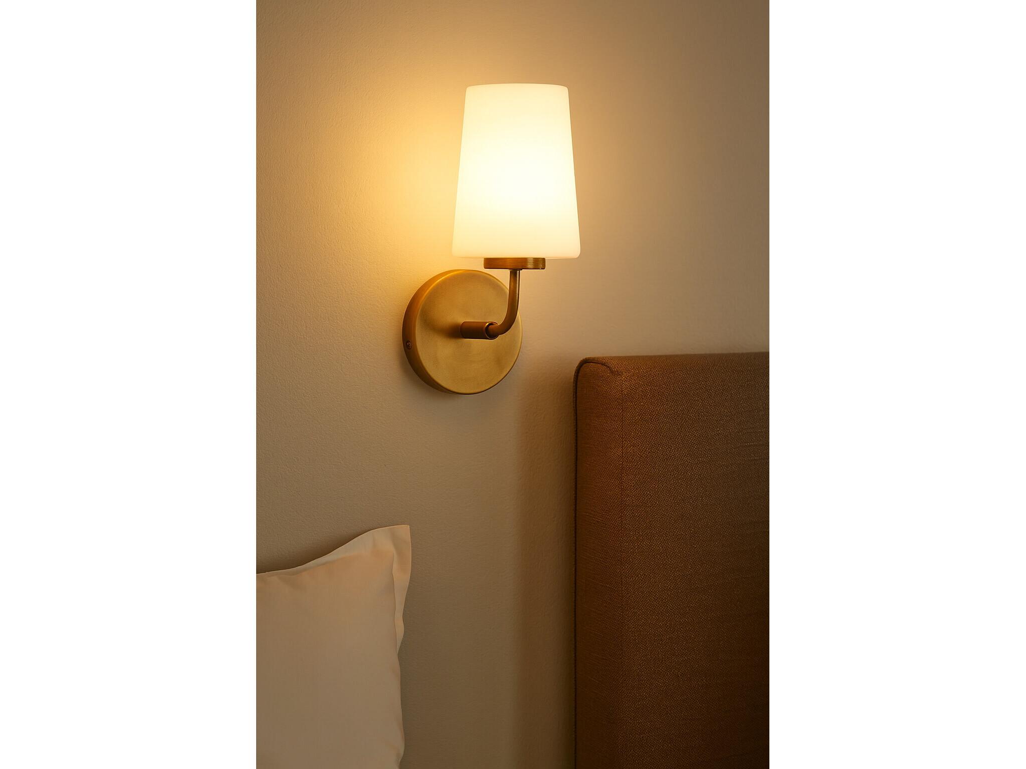 Lark Living Kline 1-Light Heritage Brass Wall Sconce